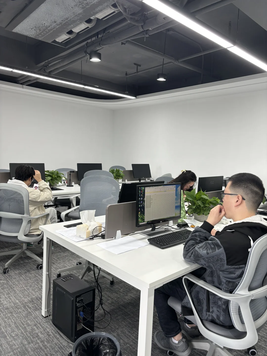 汉阳初创公司急需人事招聘专员