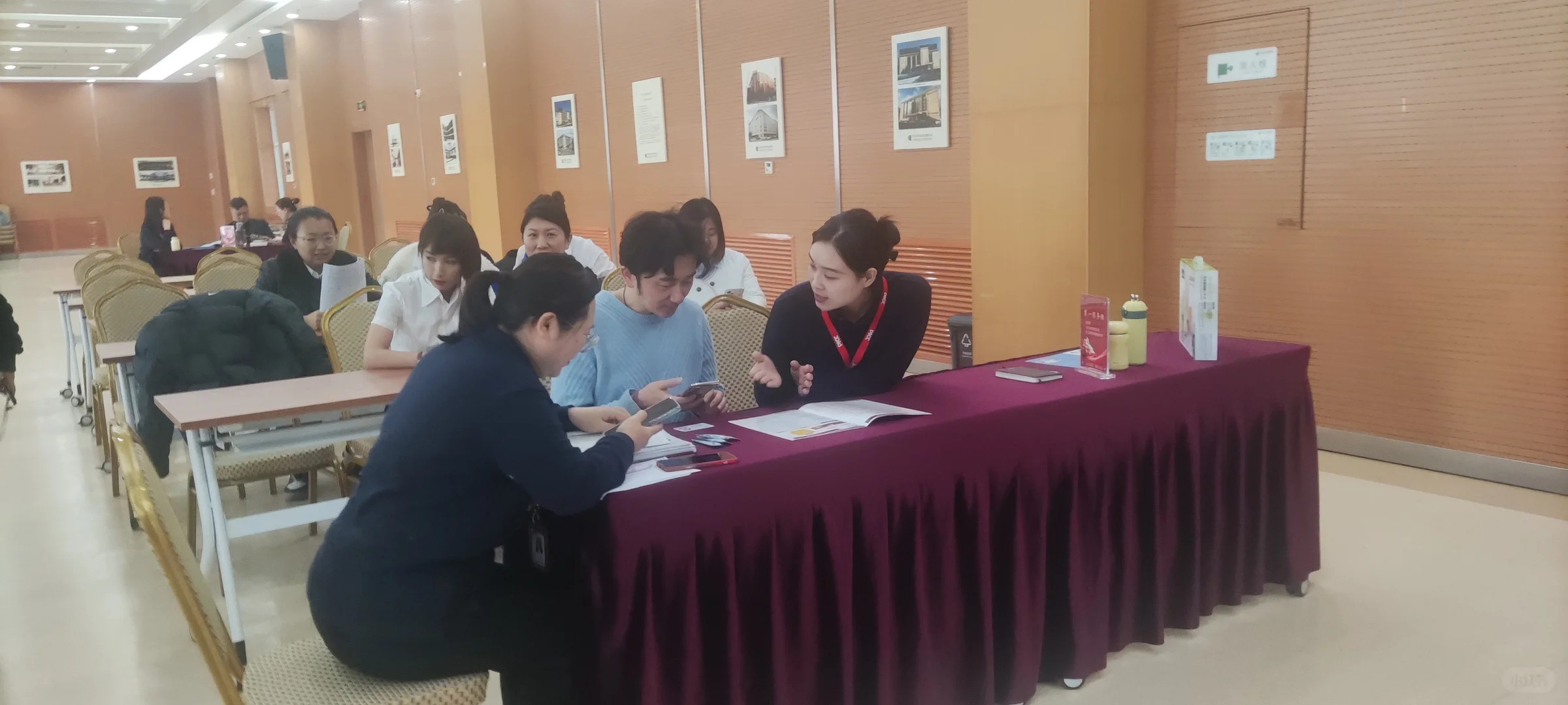 招聘企业对接人员