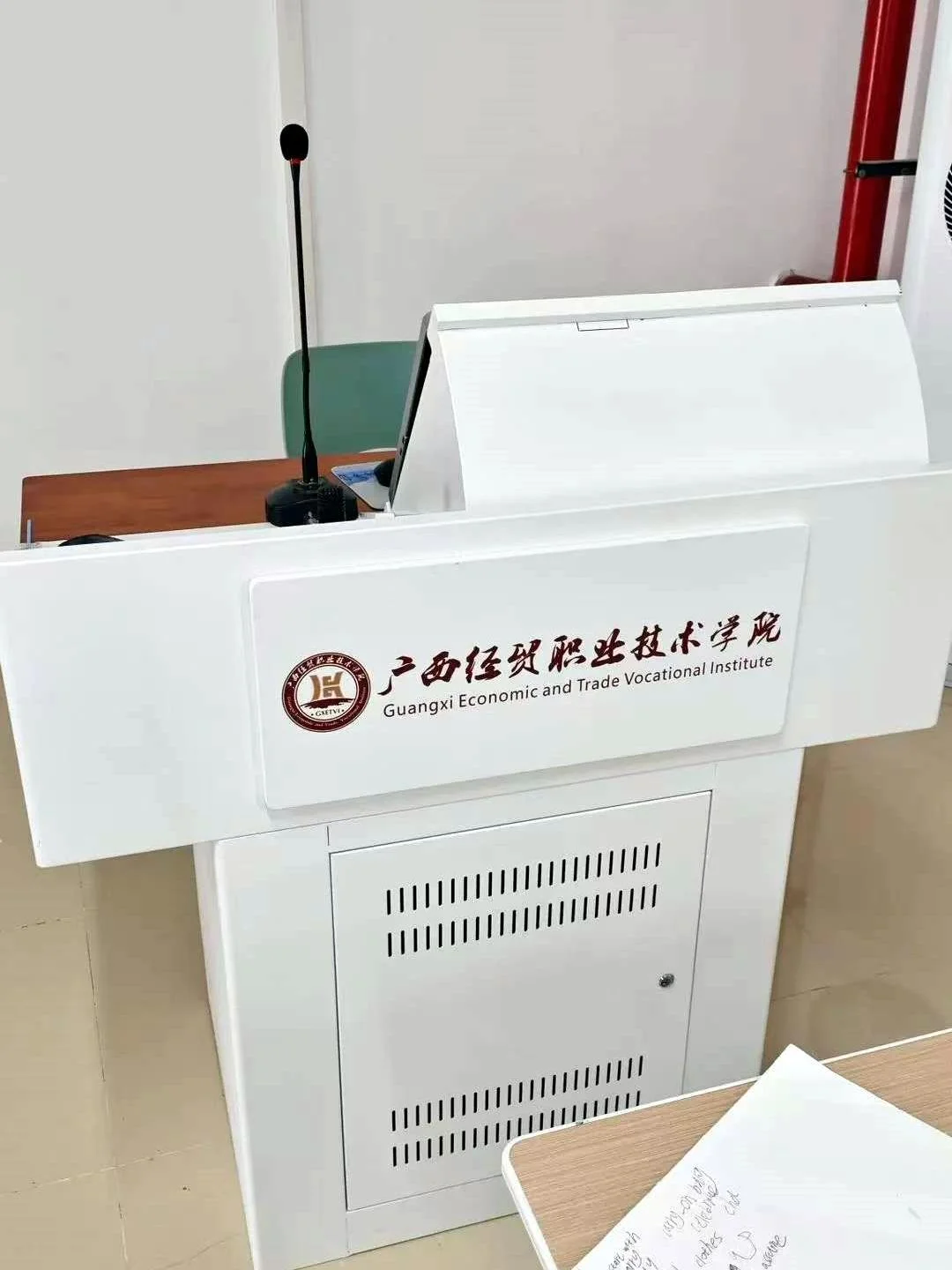 广西经贸职院招聘，读研不就是为了这一刻吗