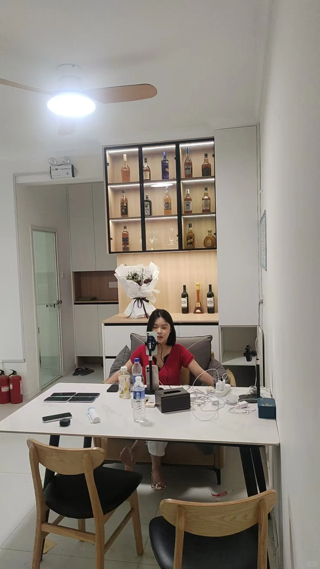 招聘兼职小时主播，全职也可