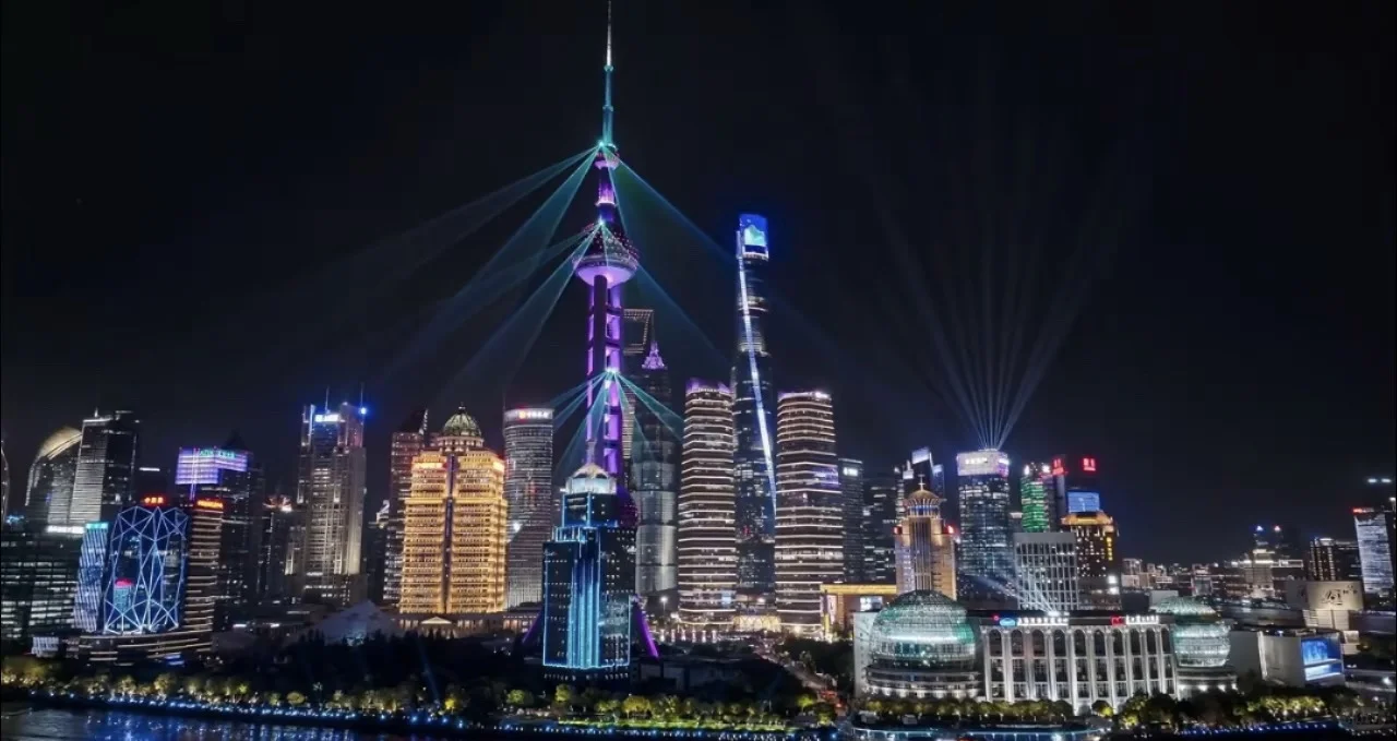 急聘 坐标上海市中心自家公司 有需求的进来