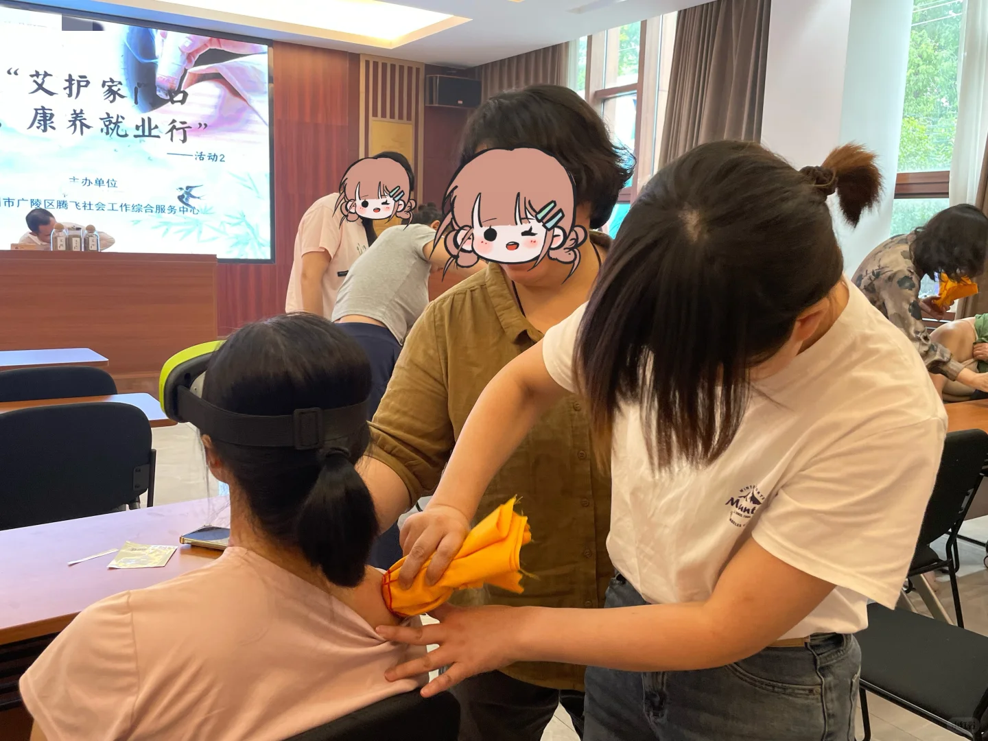社区艾灸培训，手把手教你成为养生达人