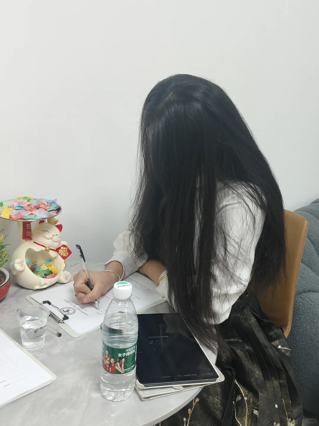 一个月8k加提成的工资无人问津，谁懂啊