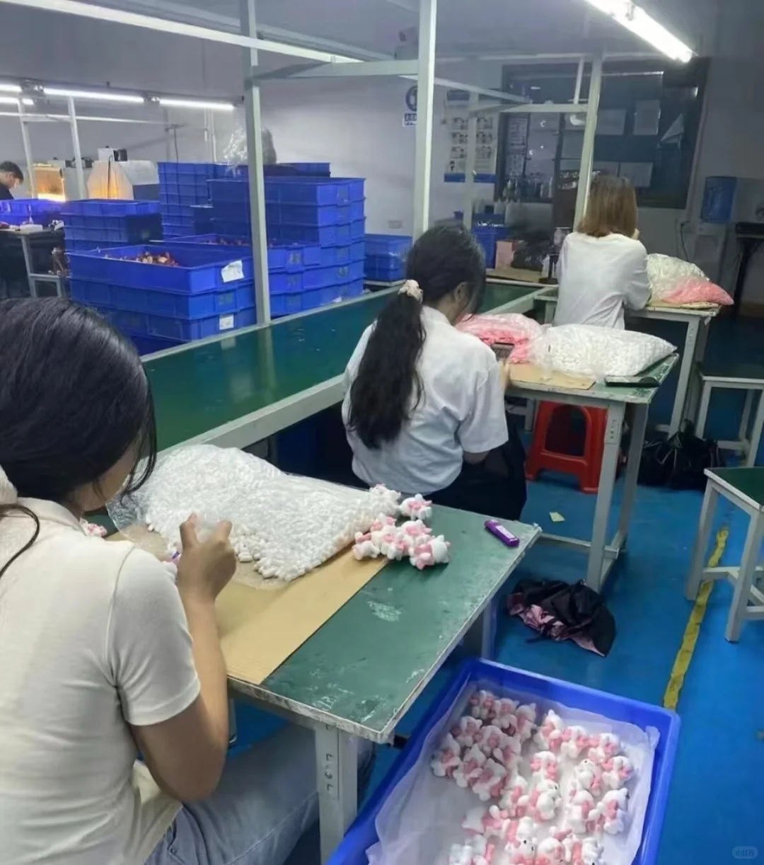 东莞玩具厂持续招人,上28天班月薪5000