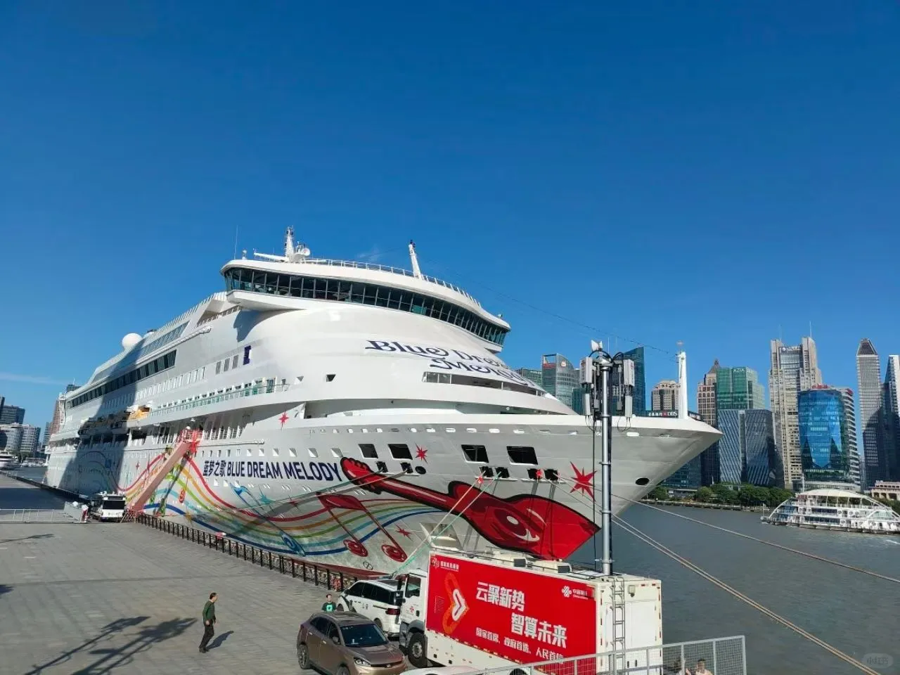 蓝梦之歌招聘了,有实力的投简历