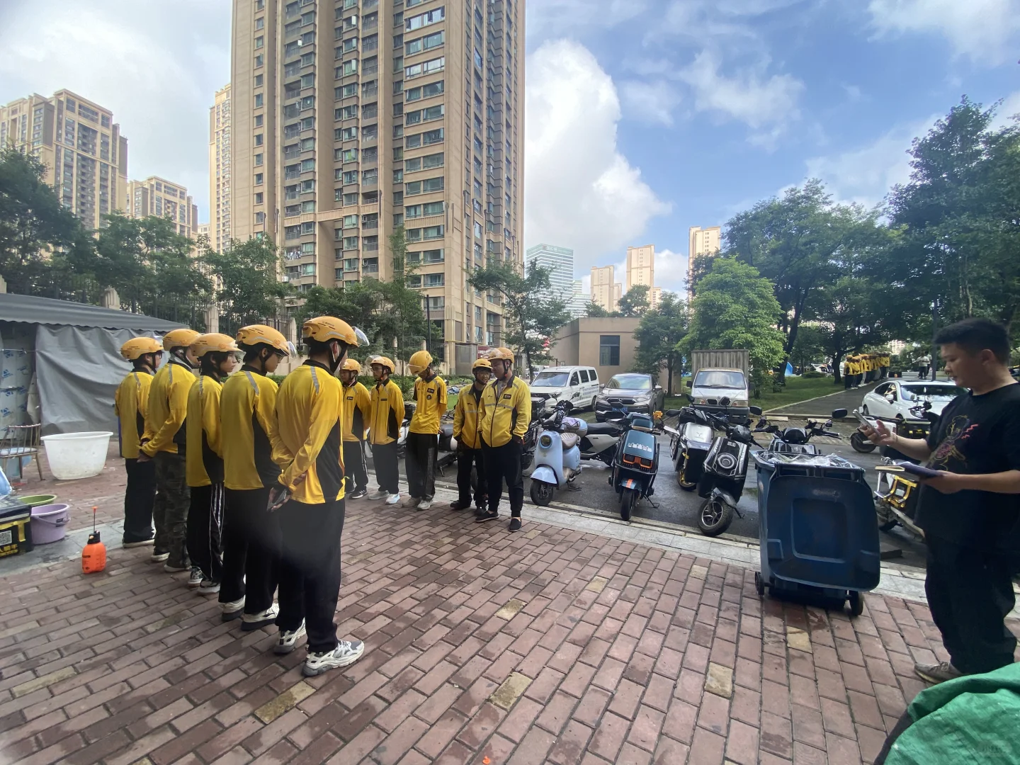 美团站点直招,昆明找工作的看过来