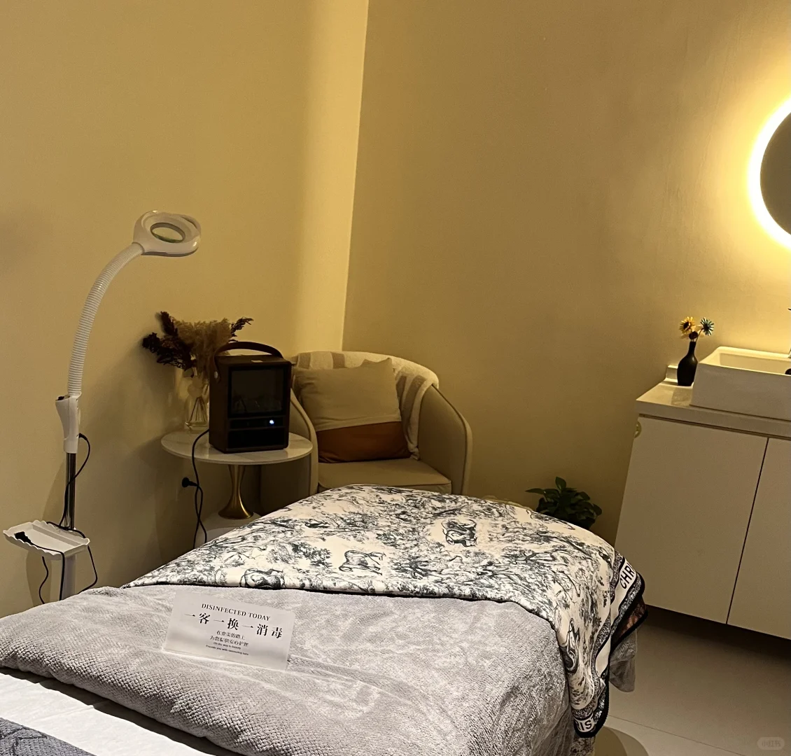 美容师看过来！高薪急聘，包培训