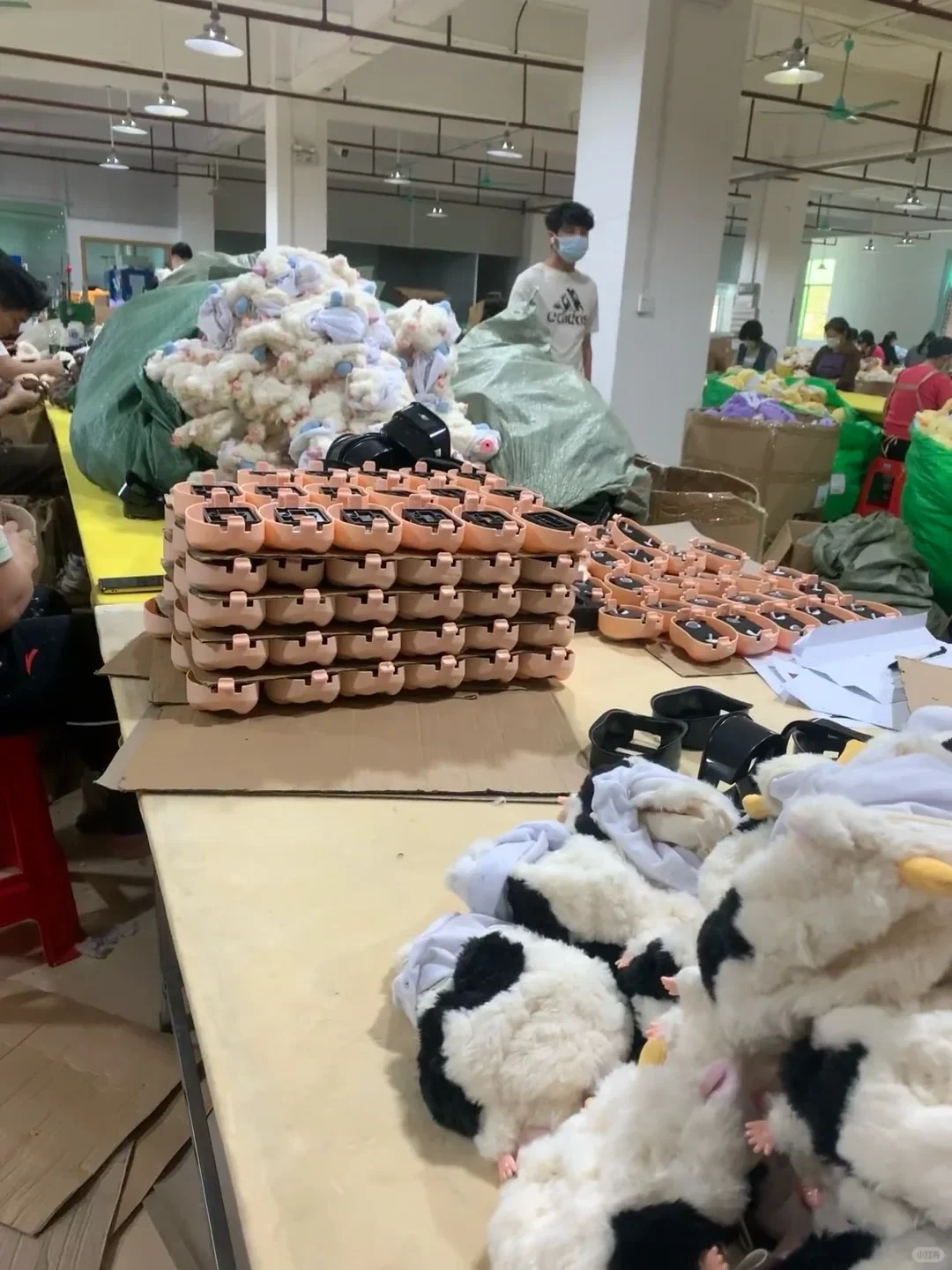 东莞玩具厂持续上人