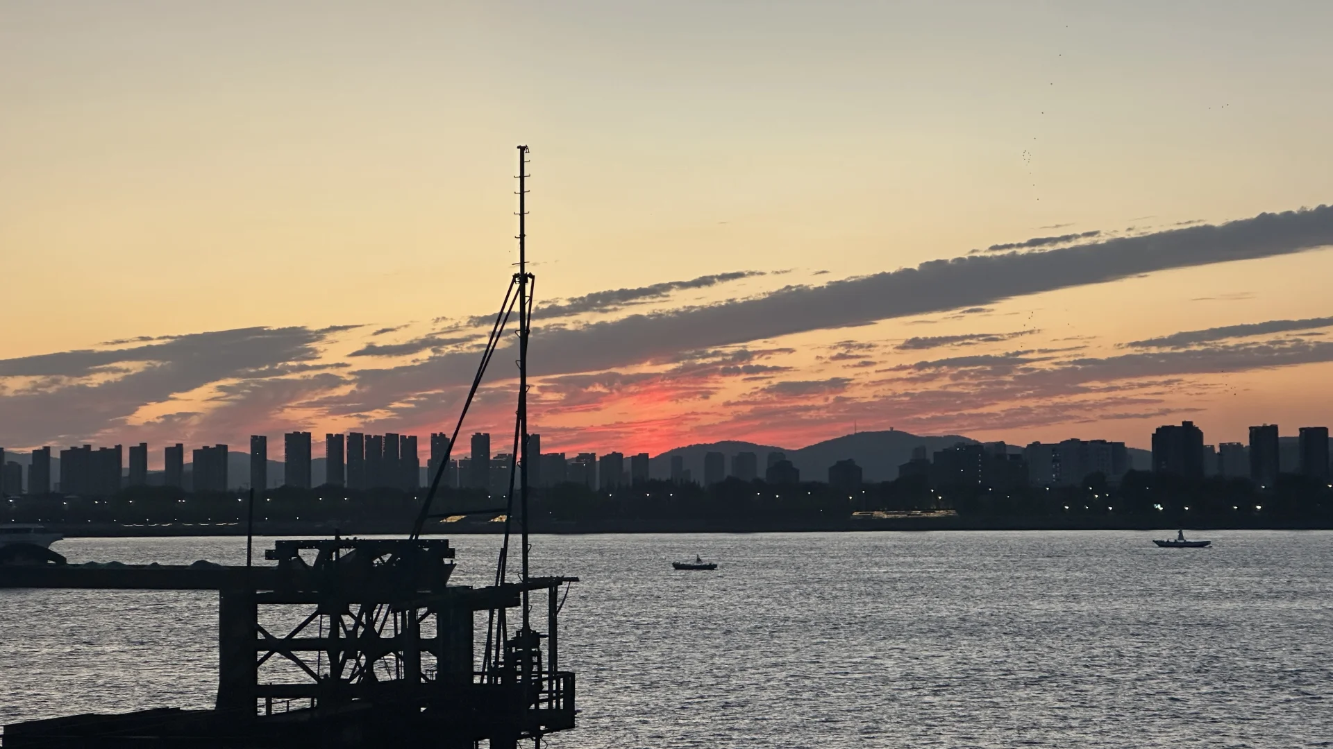 论上海市教师编制难度及性价比