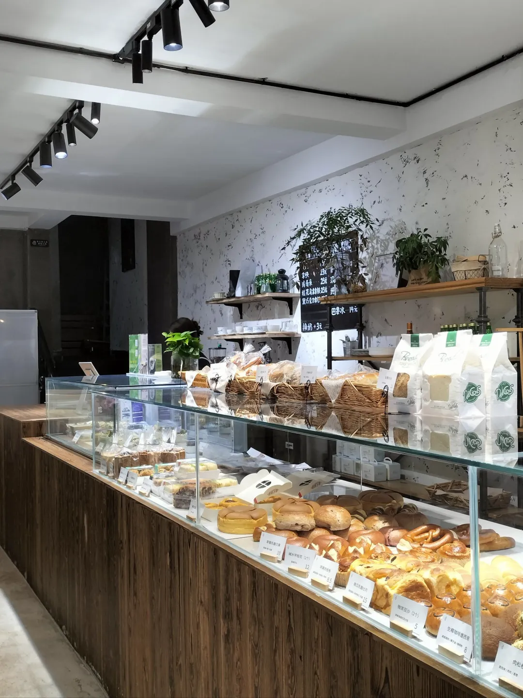 面包店兼职
