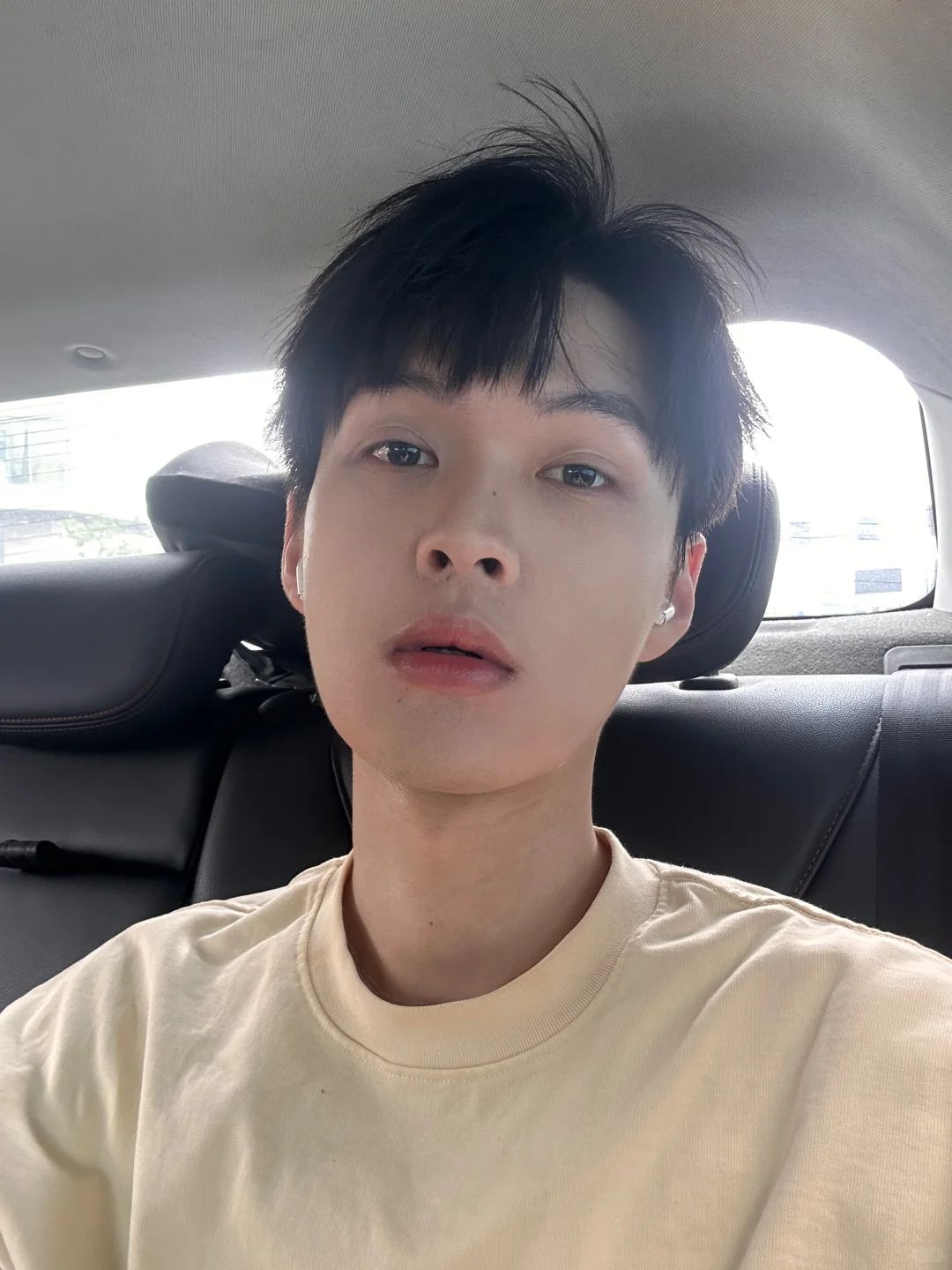 杭州带货男主播工作时长两年心路历程