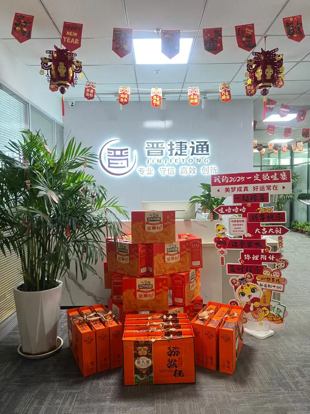 太原招聘~底薪 5000 没有找工作的嘛