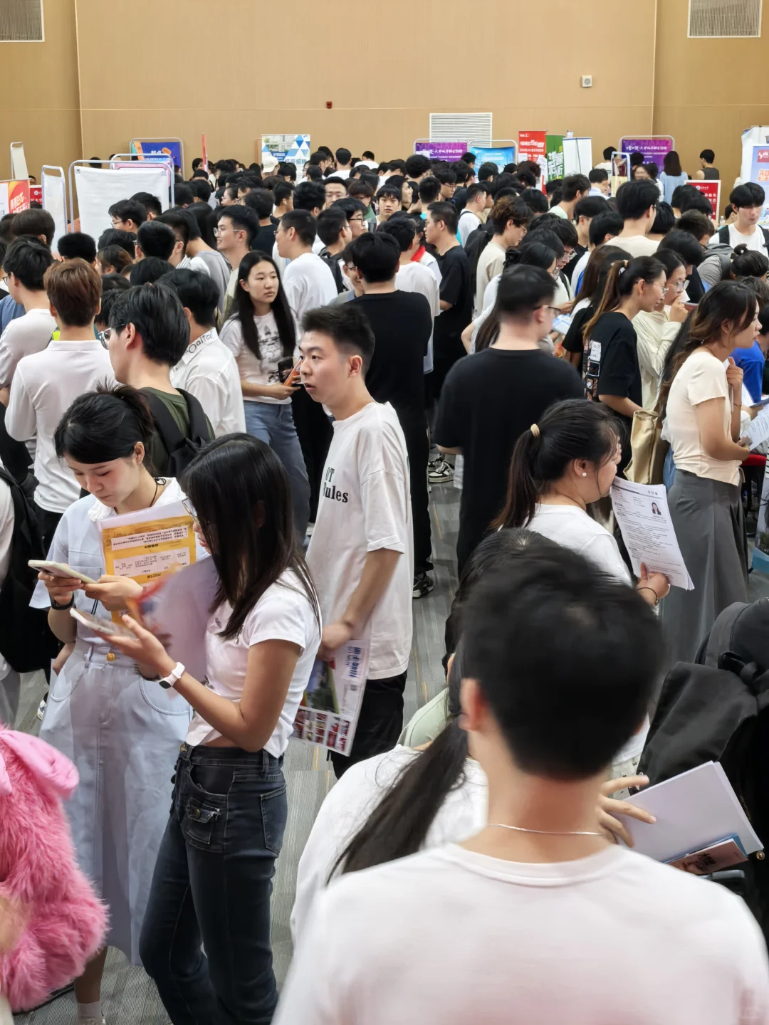 爆棚!长江大学秋招现场直击