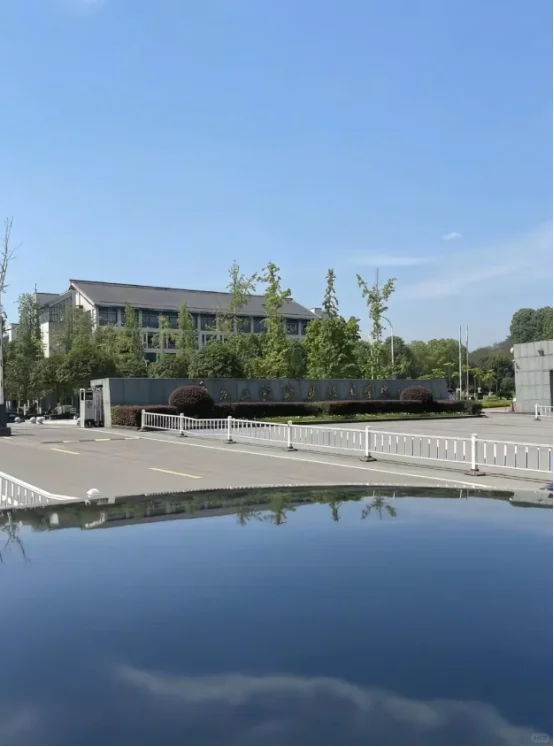 应届硕士别卷公啦,直接进高校(保姆经验)