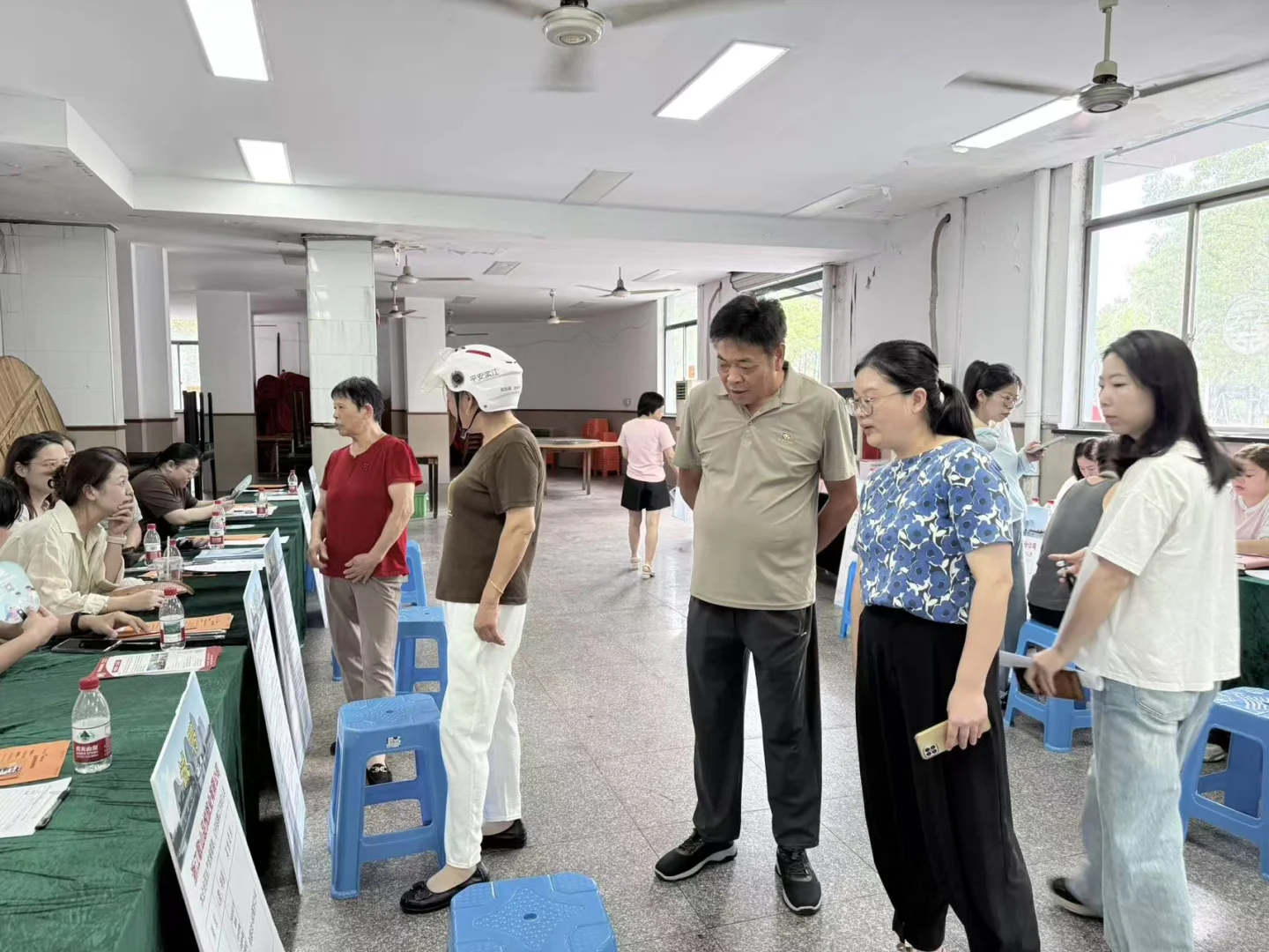 家燕回巢招聘会现场速报~