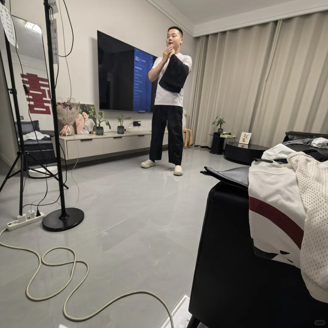 新人带货主播，希望大家给点意见怎么运营