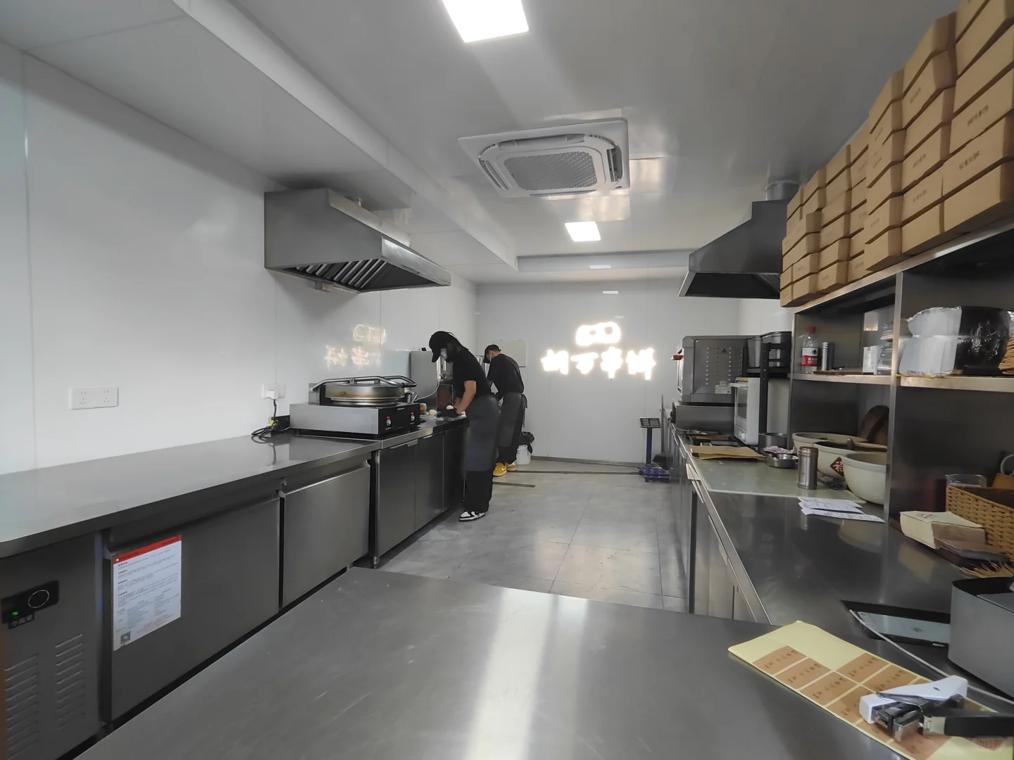 杭州西湖区餐饮店招人 月薪6000➕ 上四休一