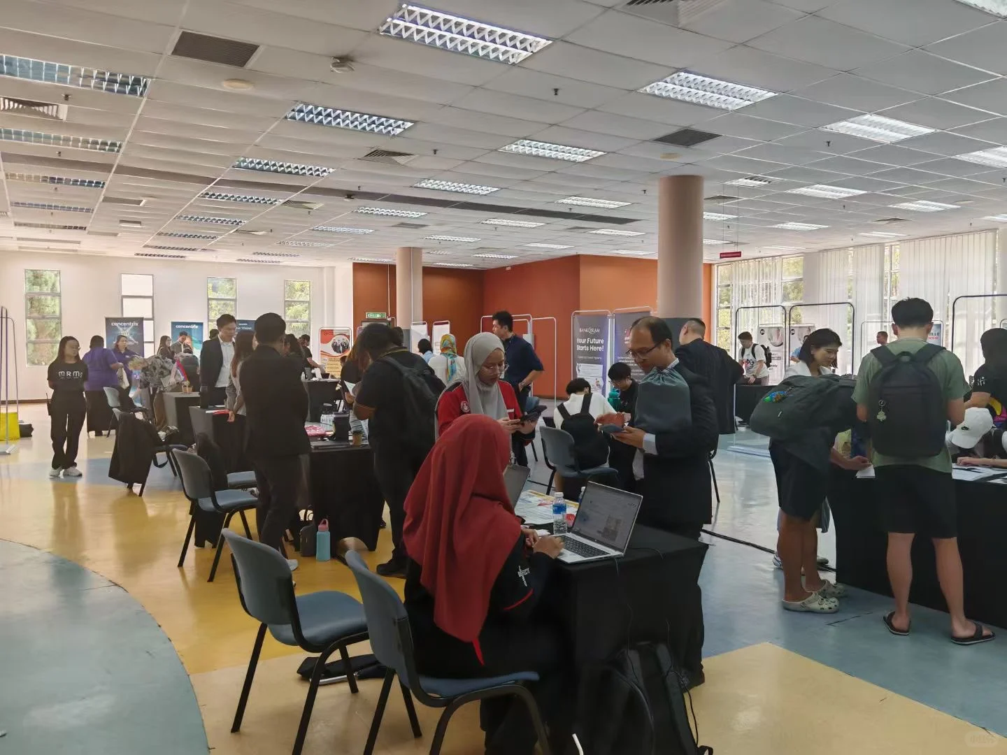 英迪大学就业校园招聘会