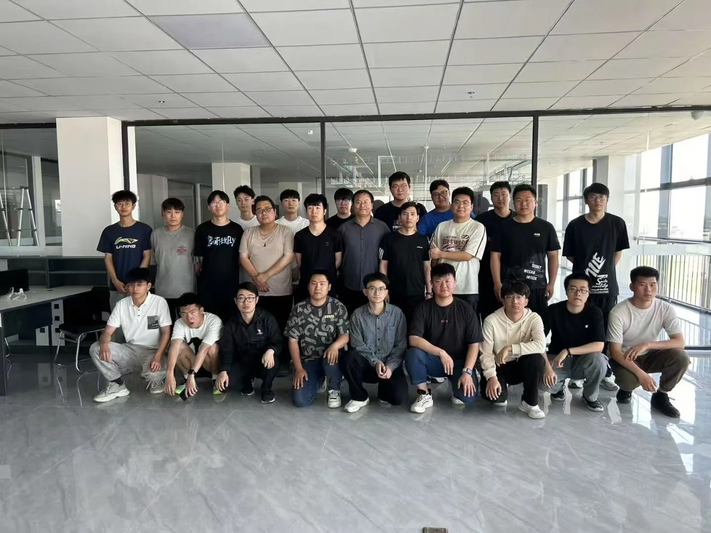 数据中心招聘电话15033632876