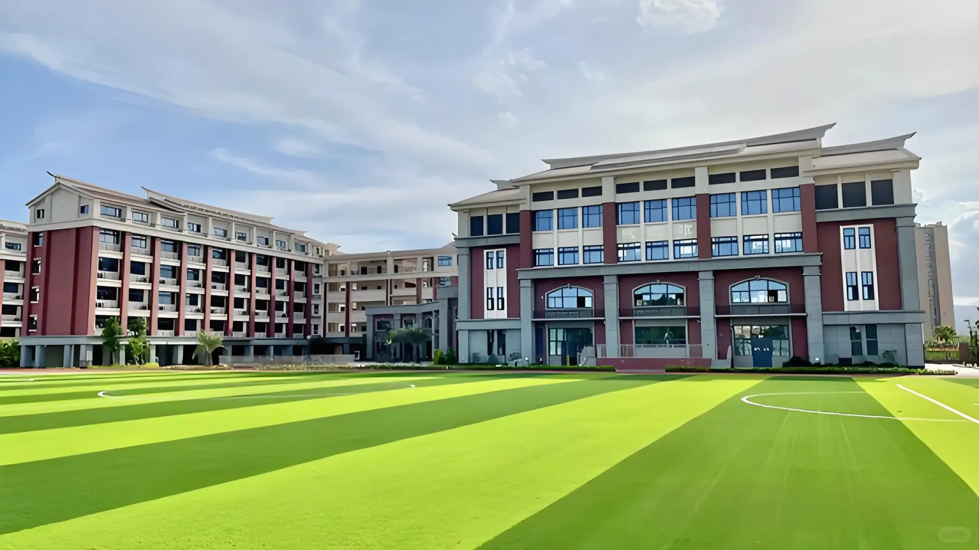 华侨大学集美附属学校，招聘8人，直签合同