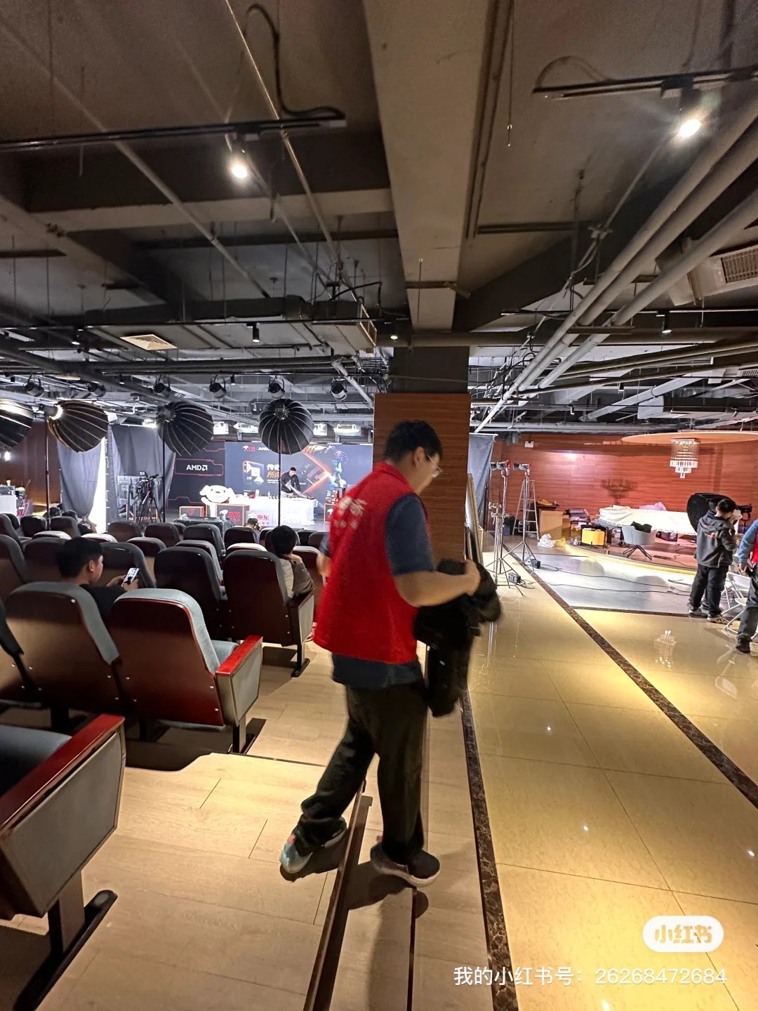 找主播1w保底(接受小白)