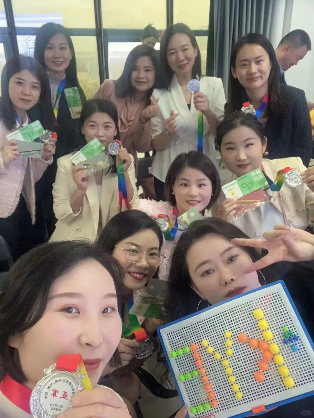 来干销售吧，薪资半年无责保底7480！快来吧！