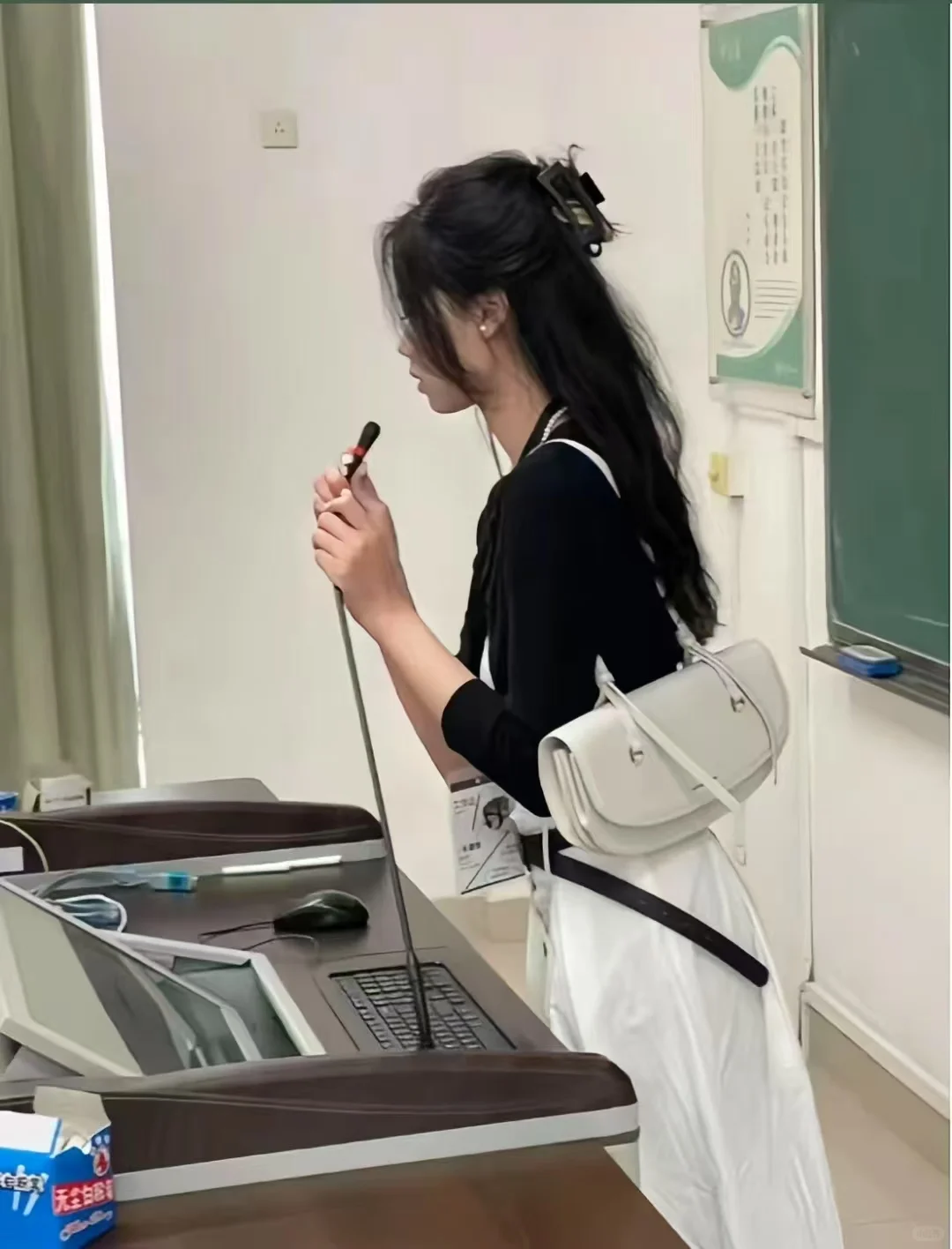 替大家试过了，研三进高校做辅导员狠幸福