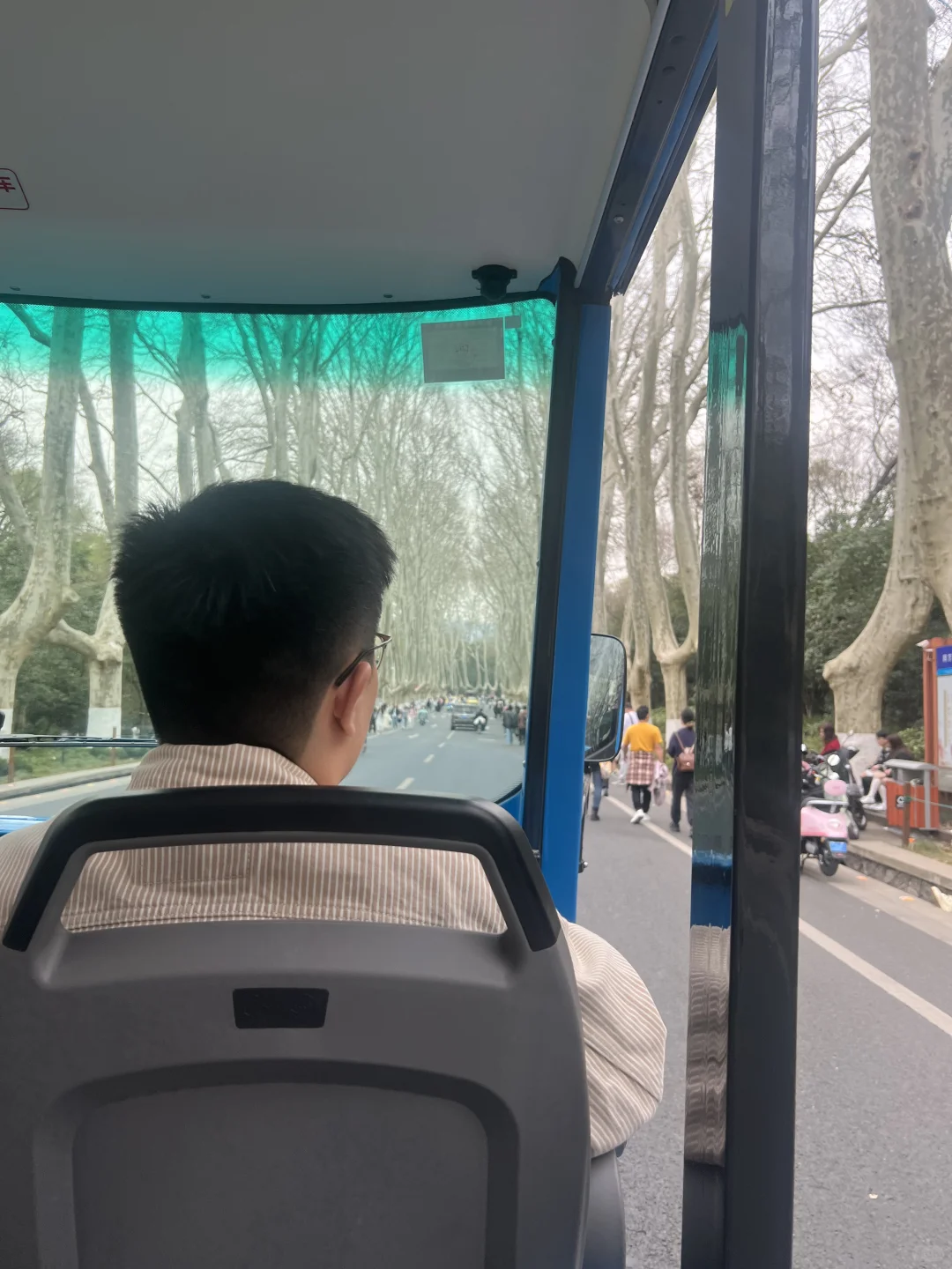 04男大学生勇闯直播带货的一天