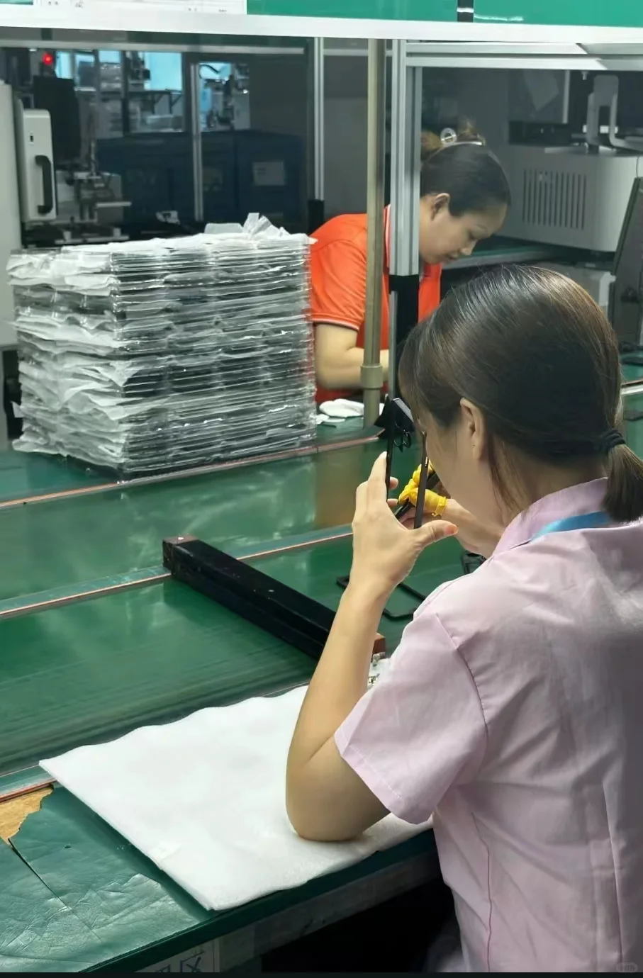 高薪招人！月入八千以上