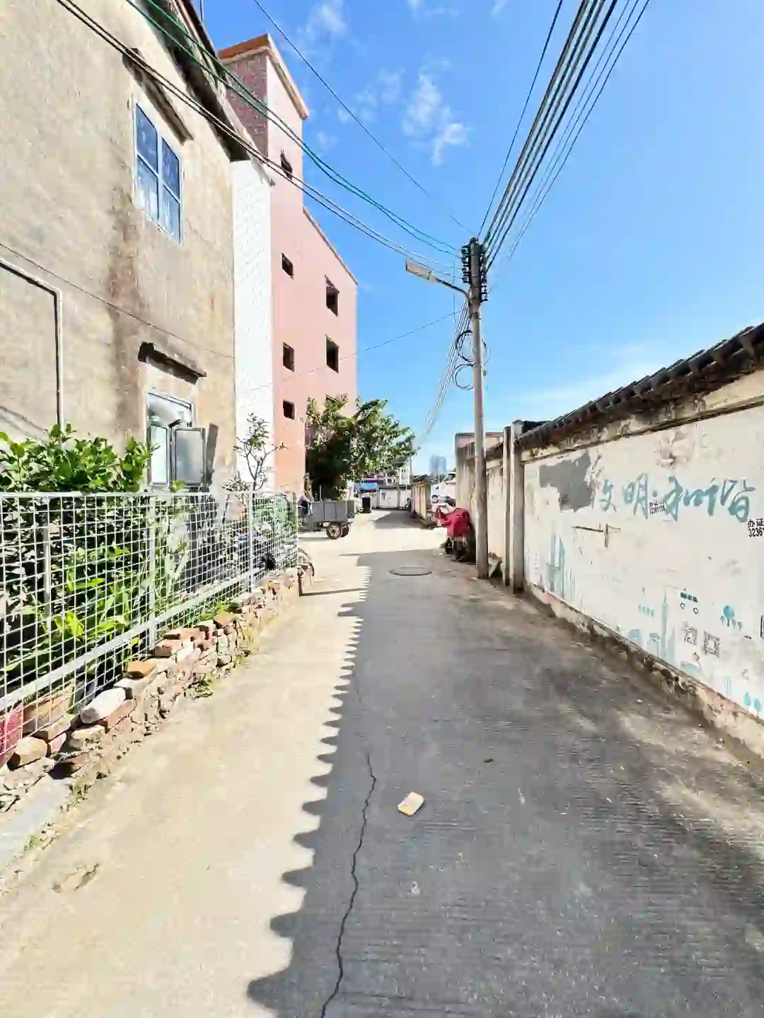 废墟与折腾之间的城市迷局