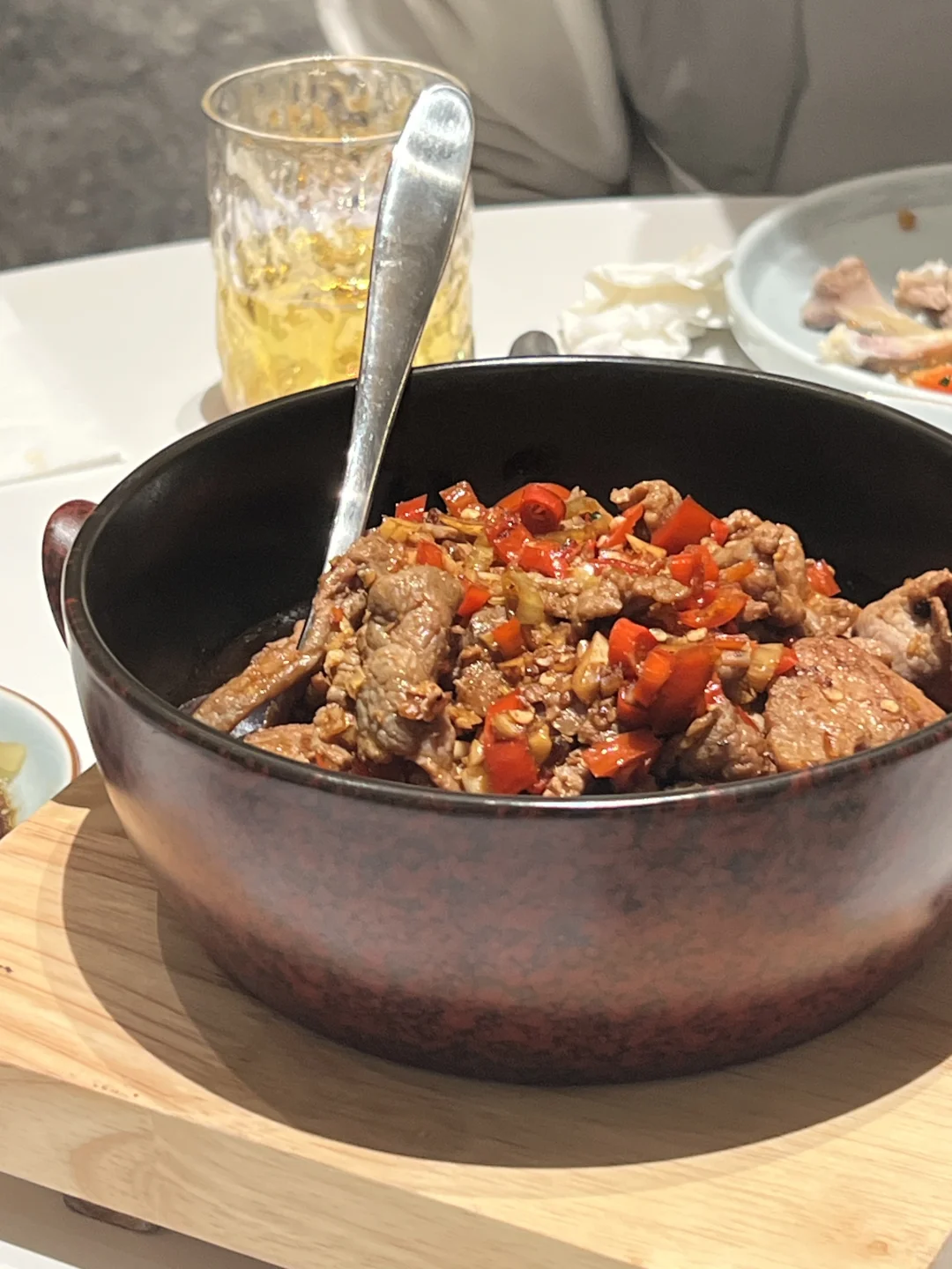 房地产不景气时代重归餐饮的长兴楼