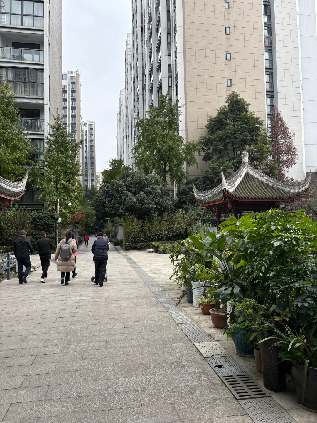 零零后勇闯链家房地产后的相册