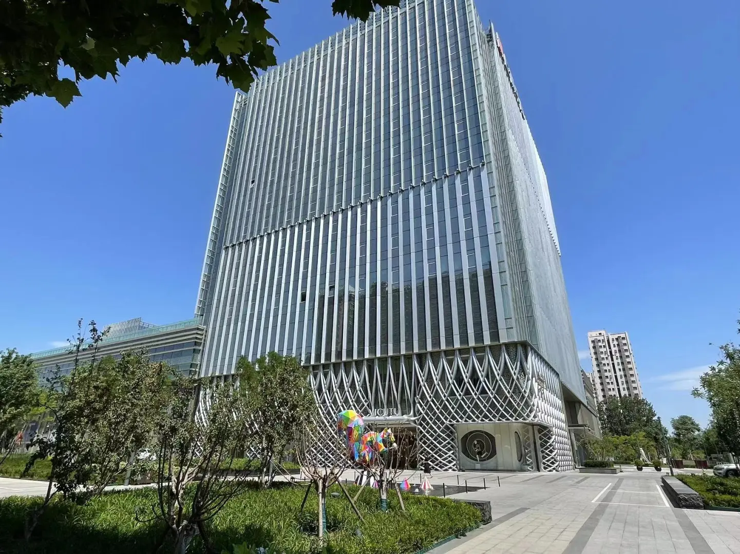在甲级写字楼上班的一天
