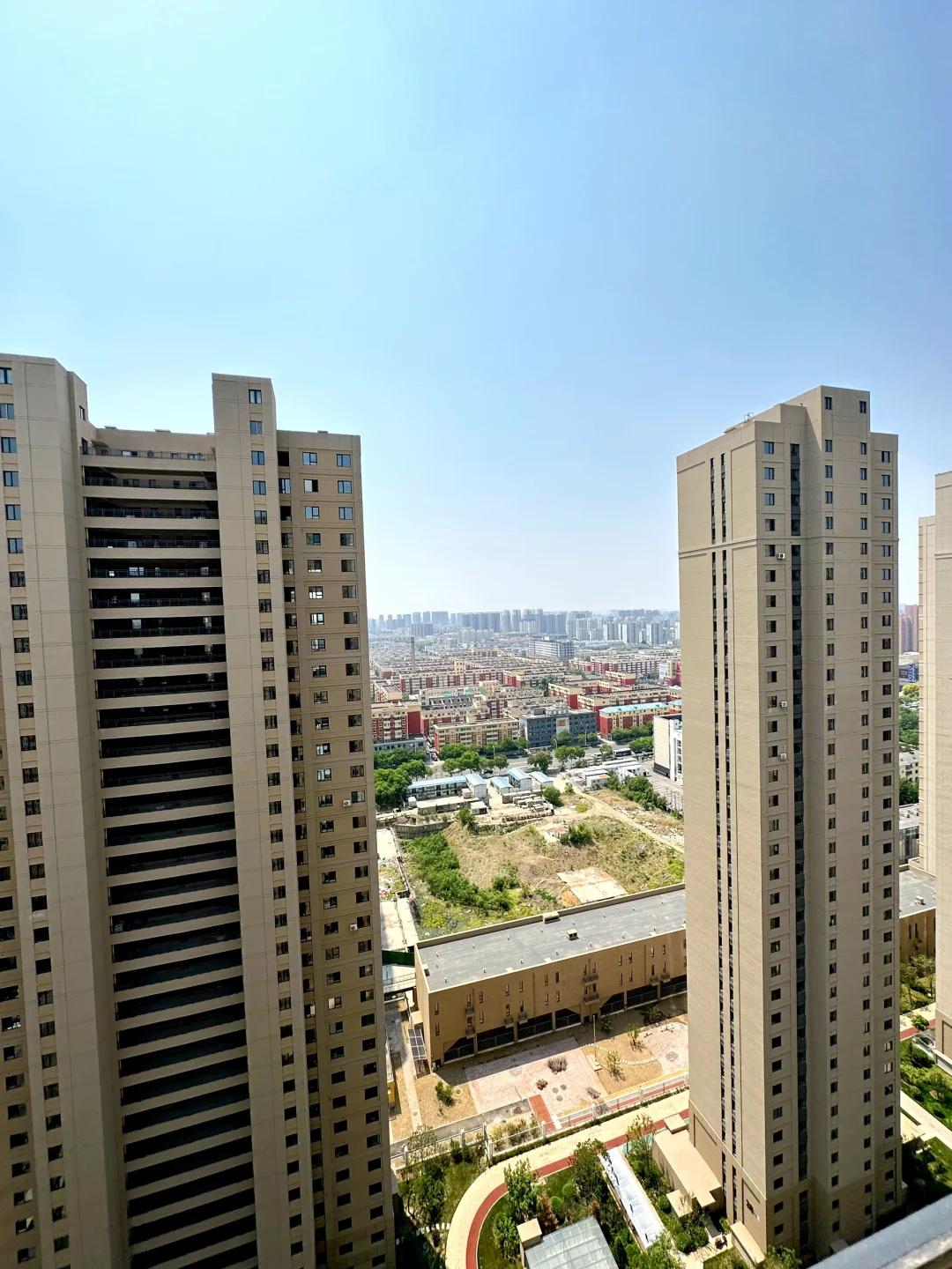 🔥保工街建设大路！万科神盘又出王炸房源！