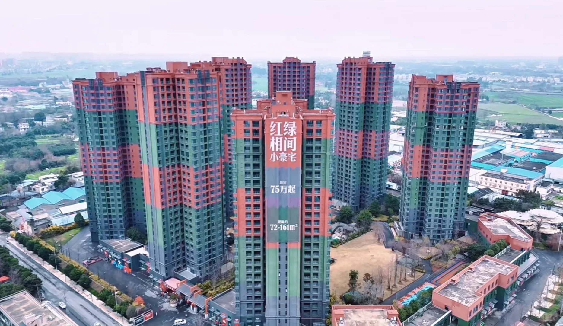 很特别的楼盘“入帘青”