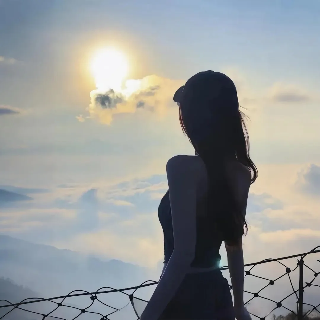 头像｜高级唯美ins风女孩背影头像