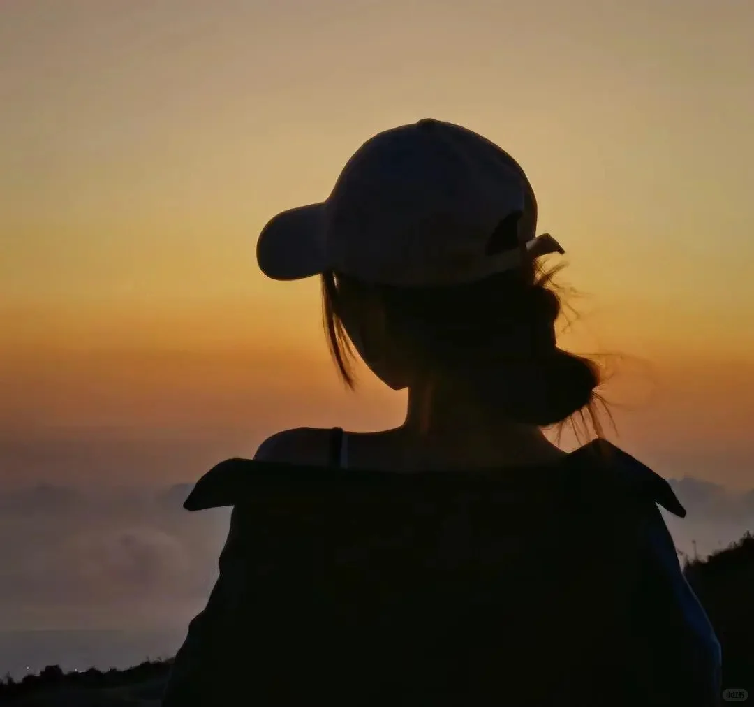 头像｜高级唯美ins风女孩背影头像