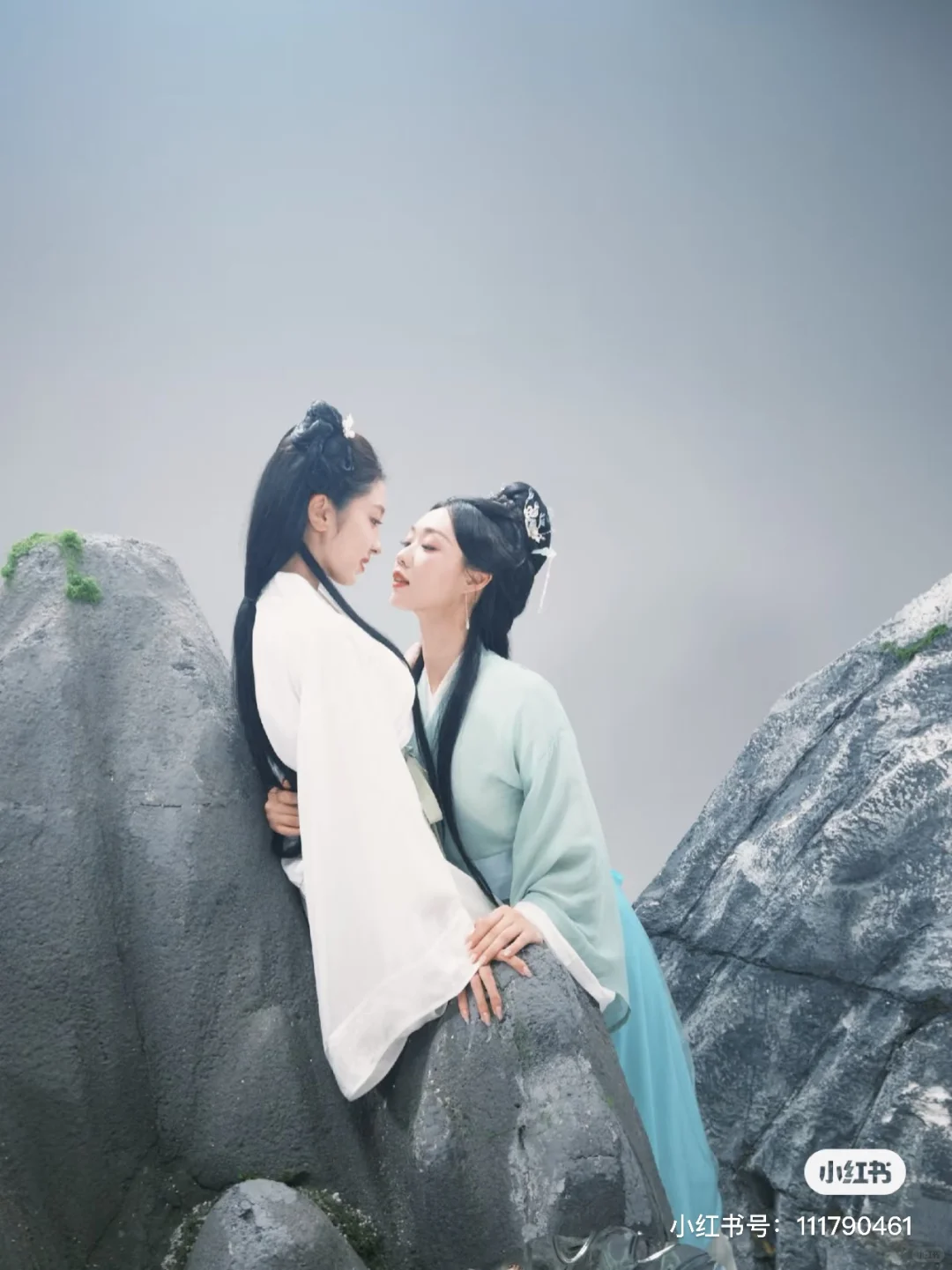 震惊两女明星的线上互动居然这样！