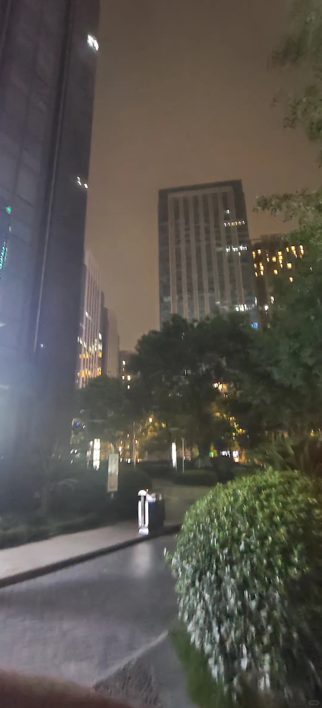 天府二街写字楼第一间招超市便利店
