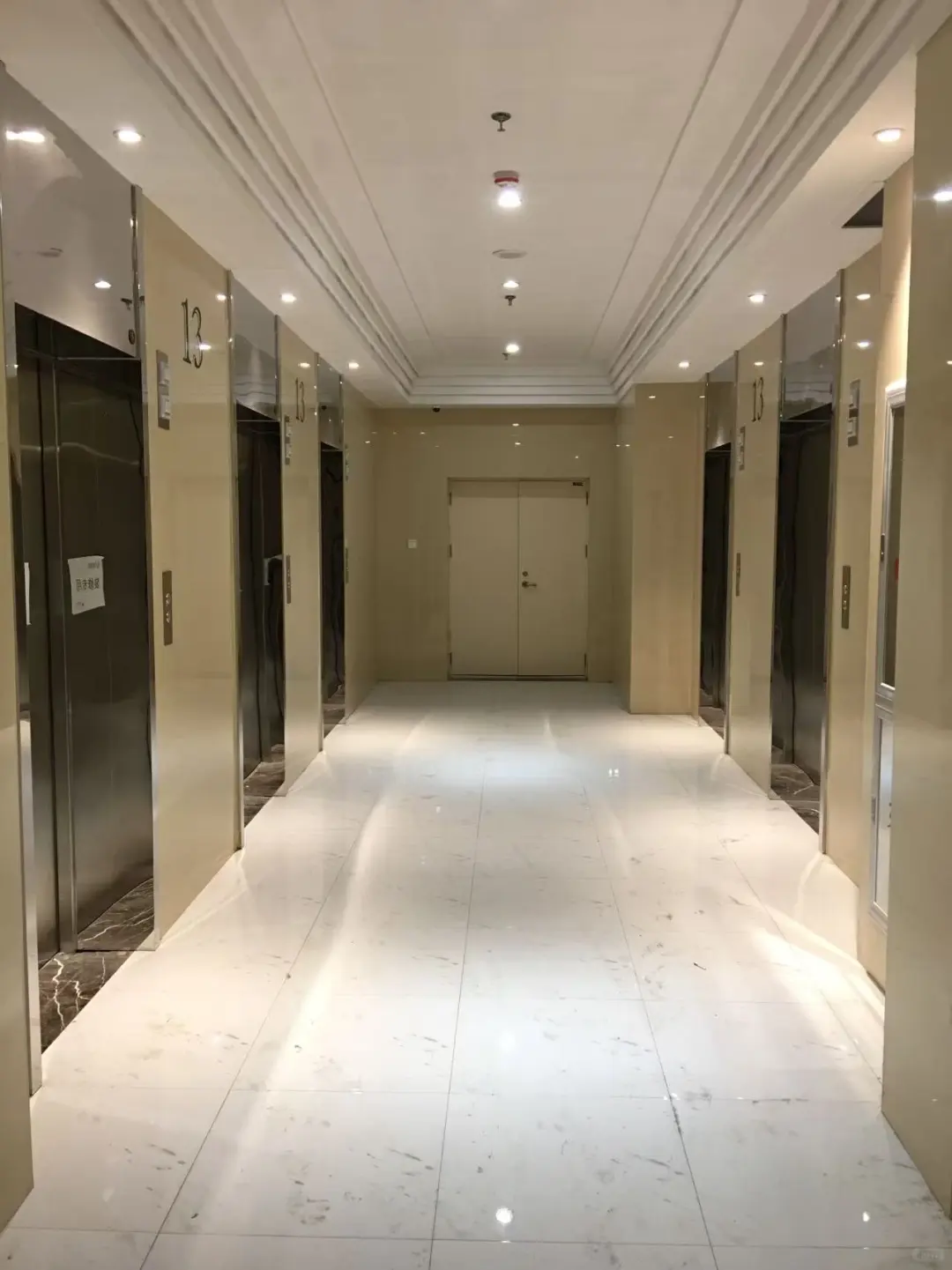 长春办公室出租天花板！77㎡精装写字楼！