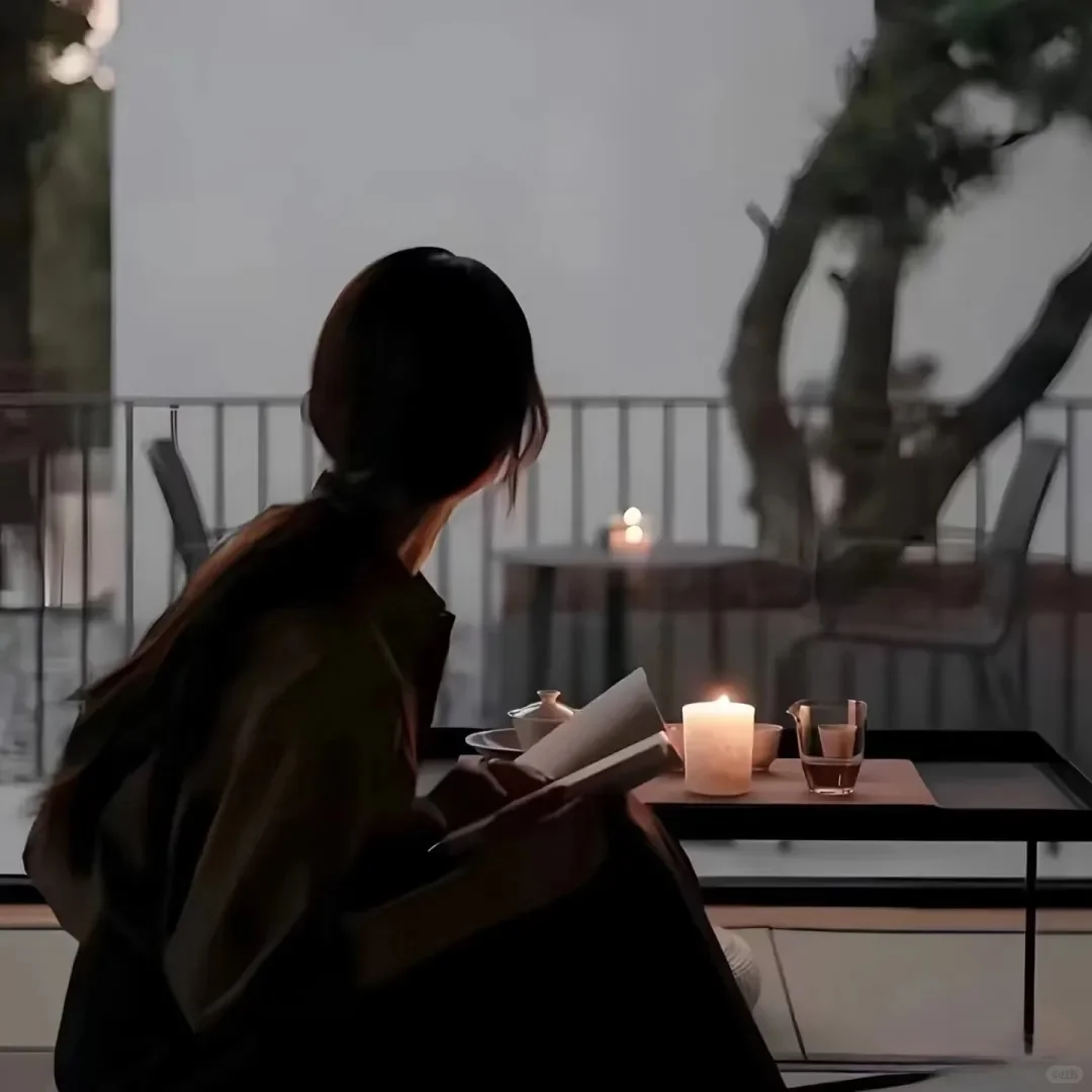 头像｜高级唯美ins风女孩背影头像
