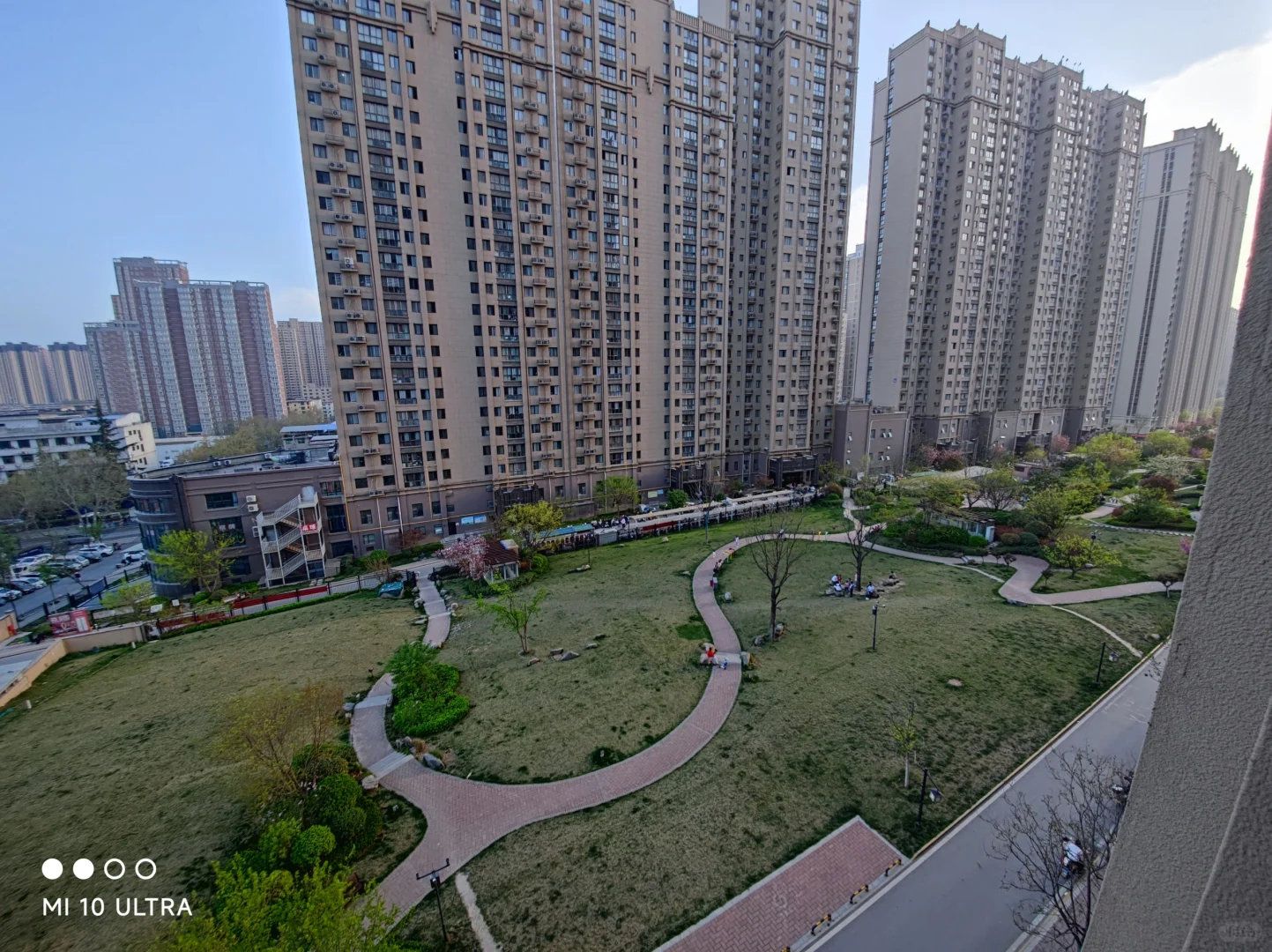 这是一条租房广告，房东直租，中介勿扰