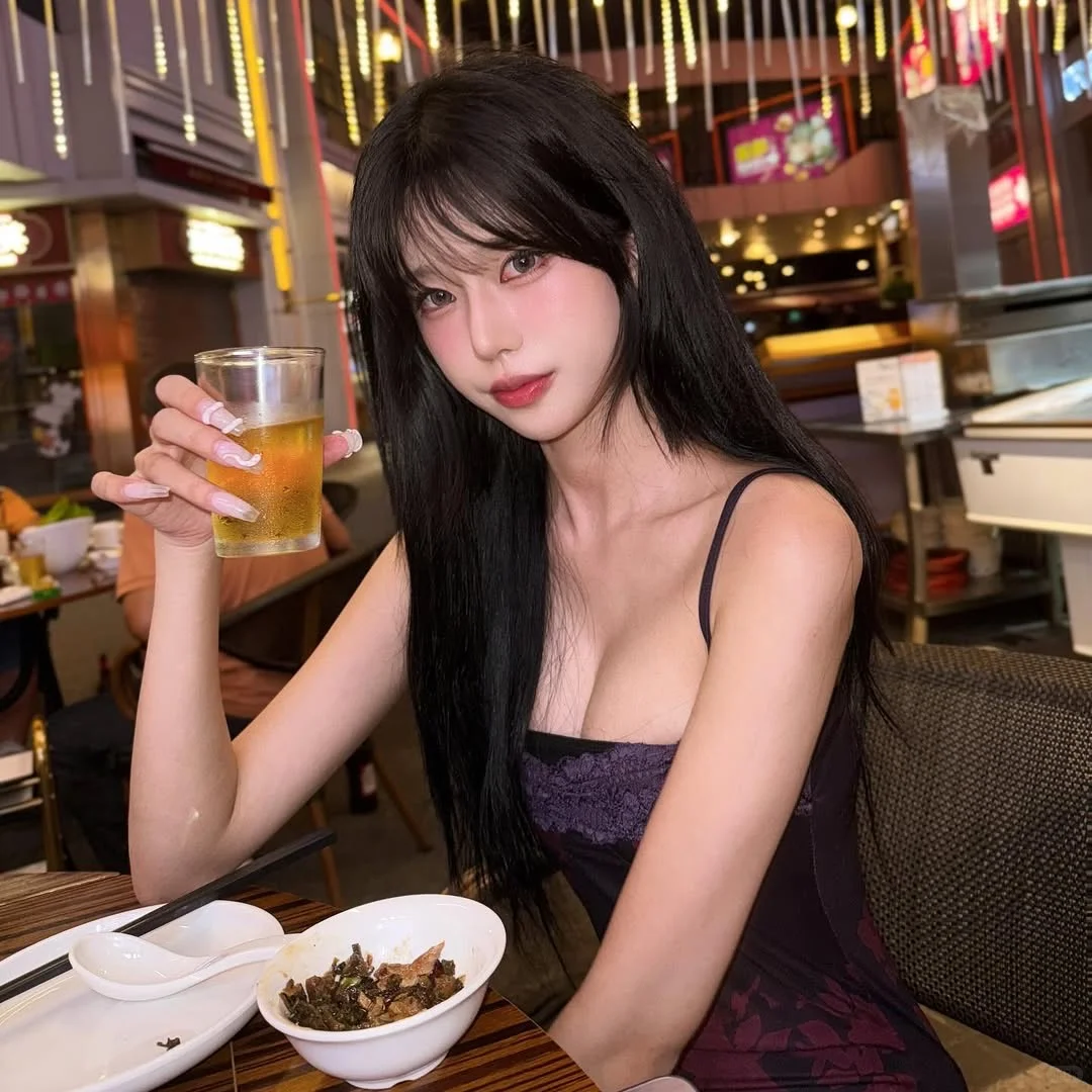 好多人夸我嘴甜，你要不要尝尝。