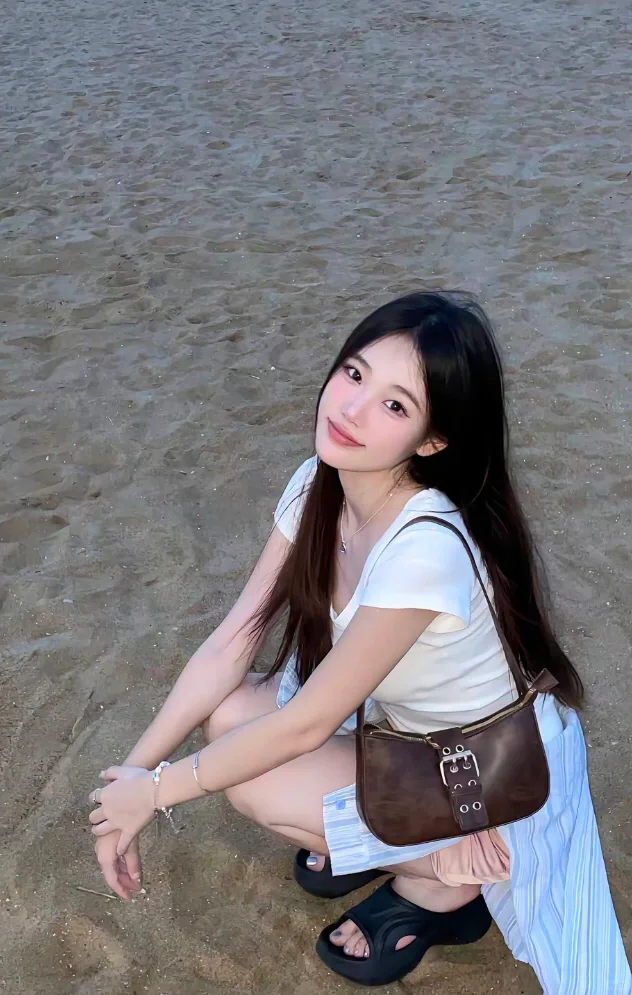 女大模特 大持 可互动 高配合度 滴滴