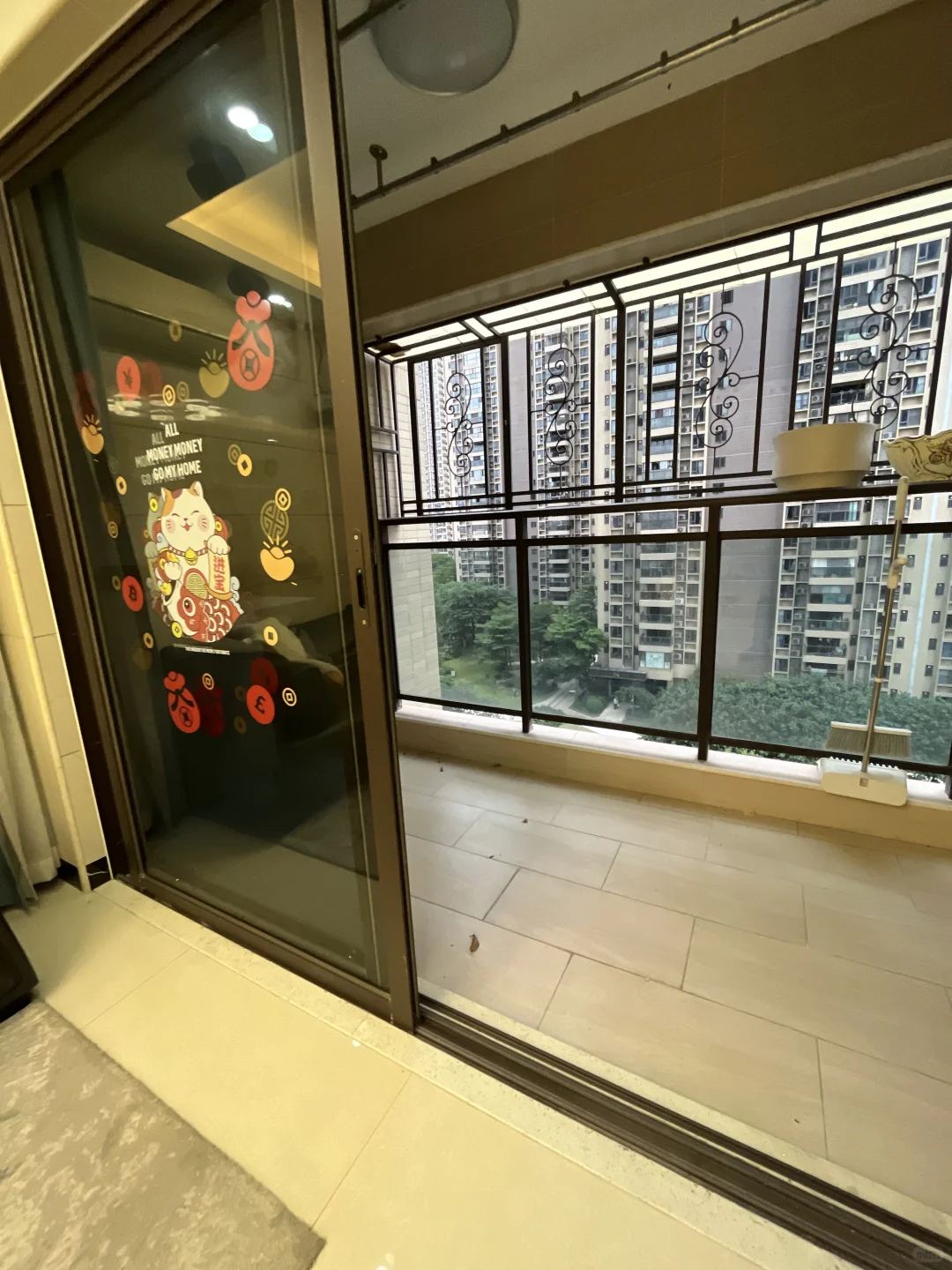 六月份能卖出去吗，等不起，都出了