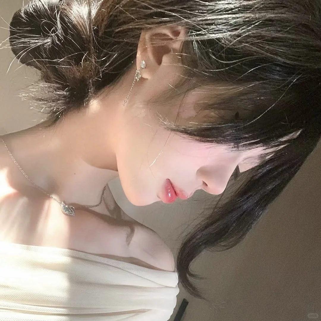 𝐒𝐡𝐚𝐫𝐞丨高冷御姐气质女头像