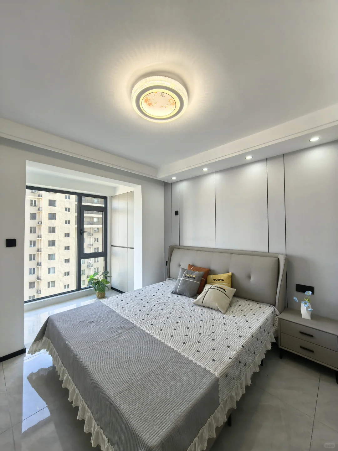 🏡铁西主城 挂80+还能研究 三室118平🥰