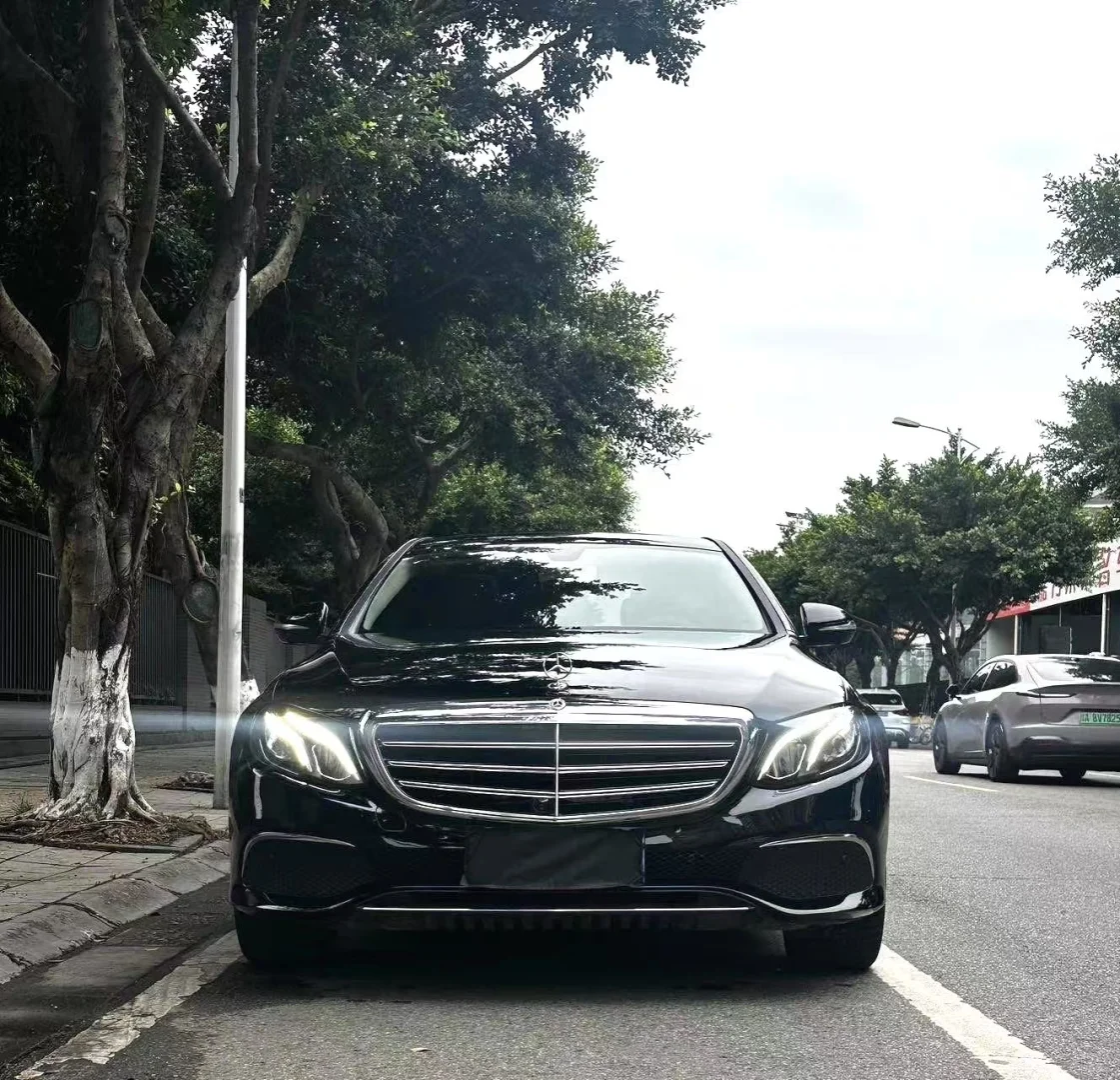 四川成都 求购一台奔驰E300L
