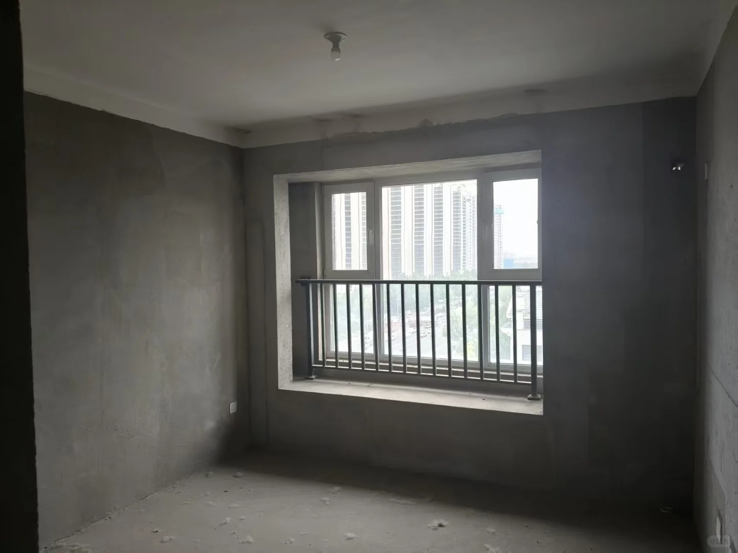 房东直售春溪集毛坯房