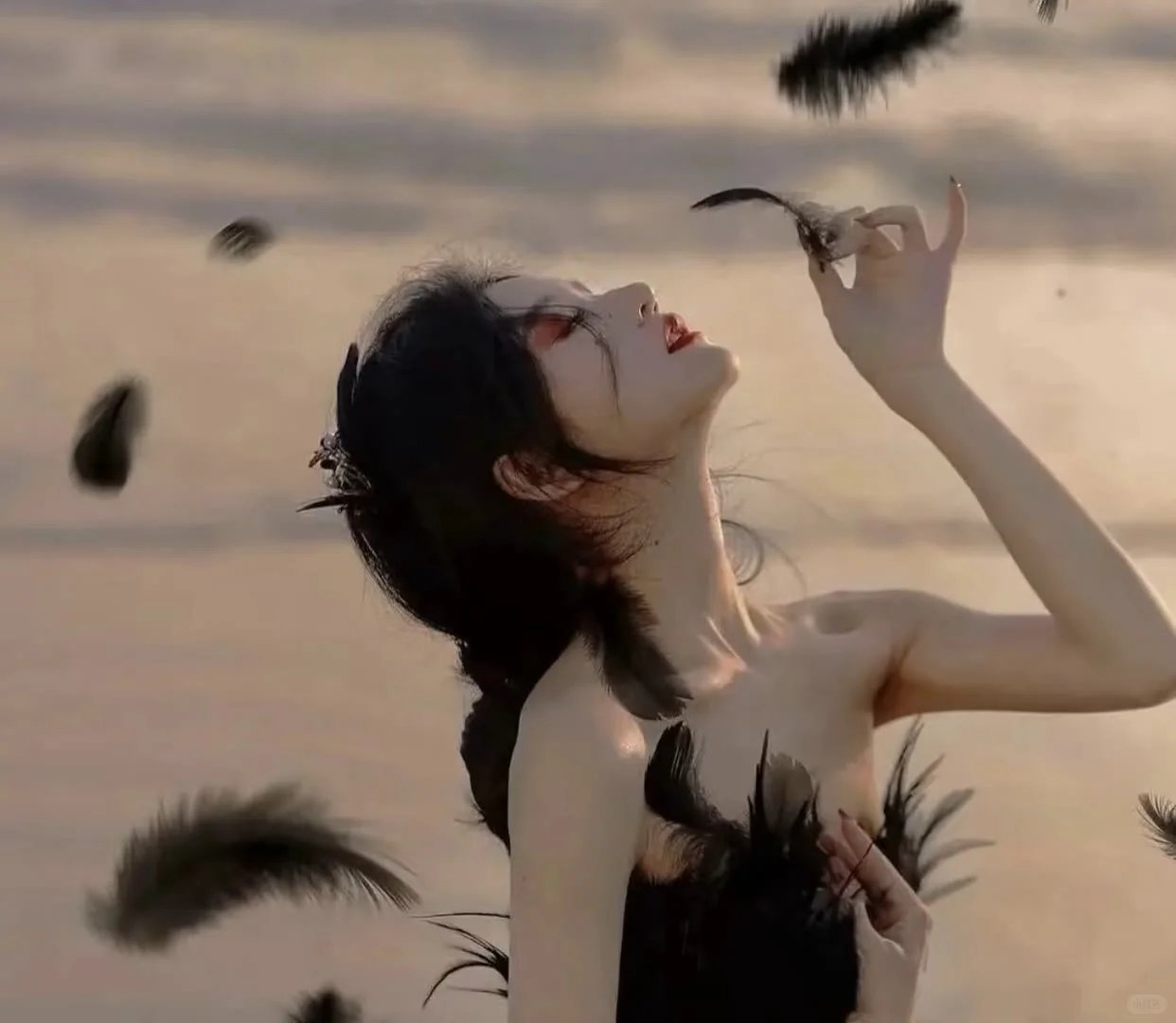 𝙒𝙚𝙘𝙝𝙖𝙩高级酷拽御姐女头